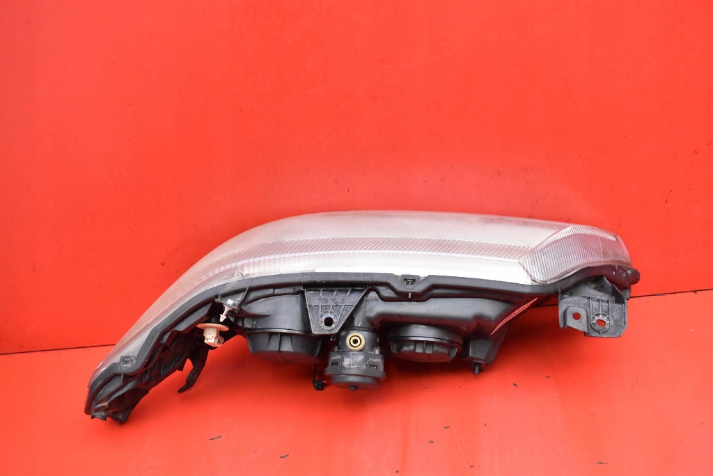 REFLEKTOR left light front XENON EU 820002465 RENAULT LAGUNA 2 II 01-05