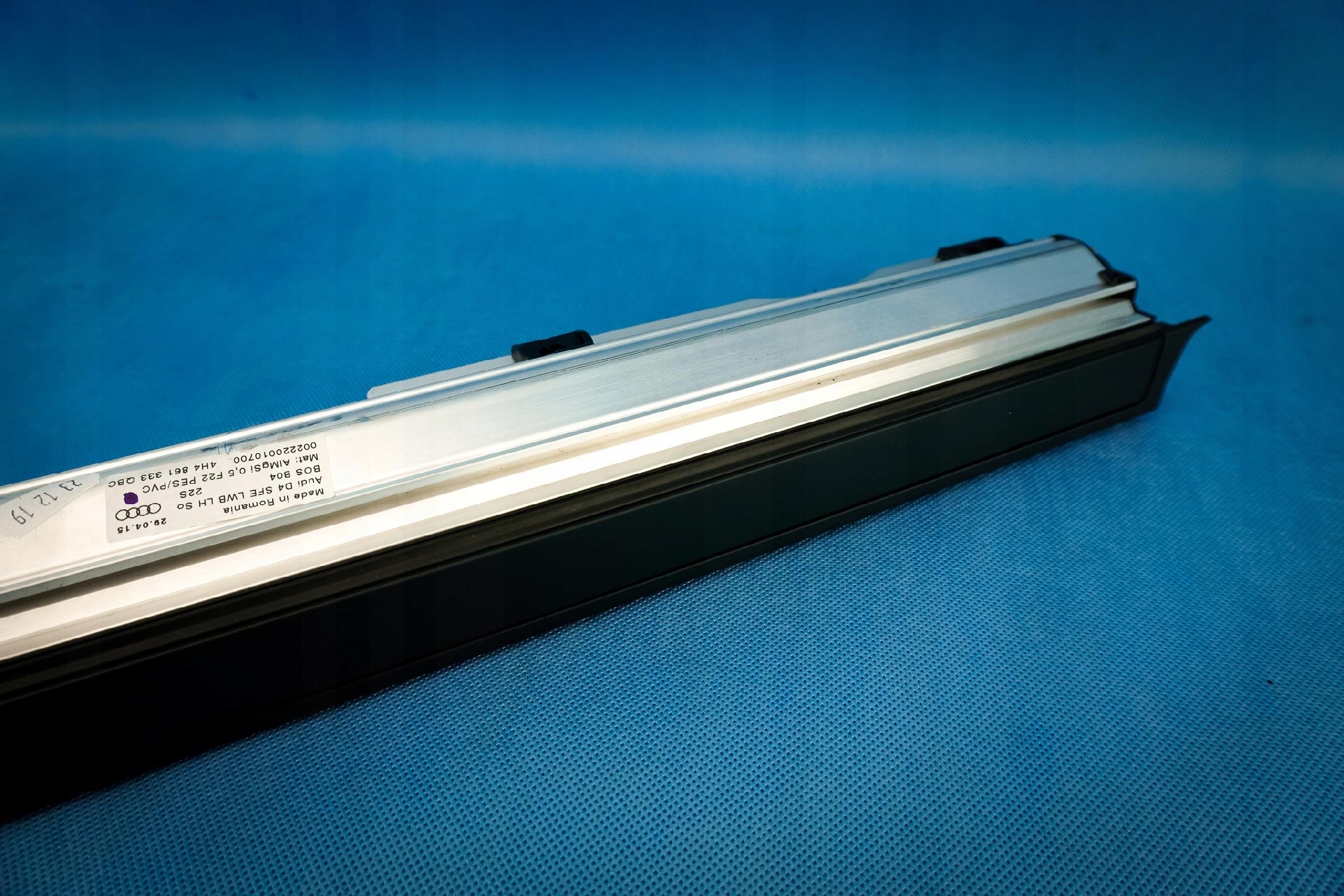 blinds rear electrical Audi A8 4H Long 4H4861333 QBC