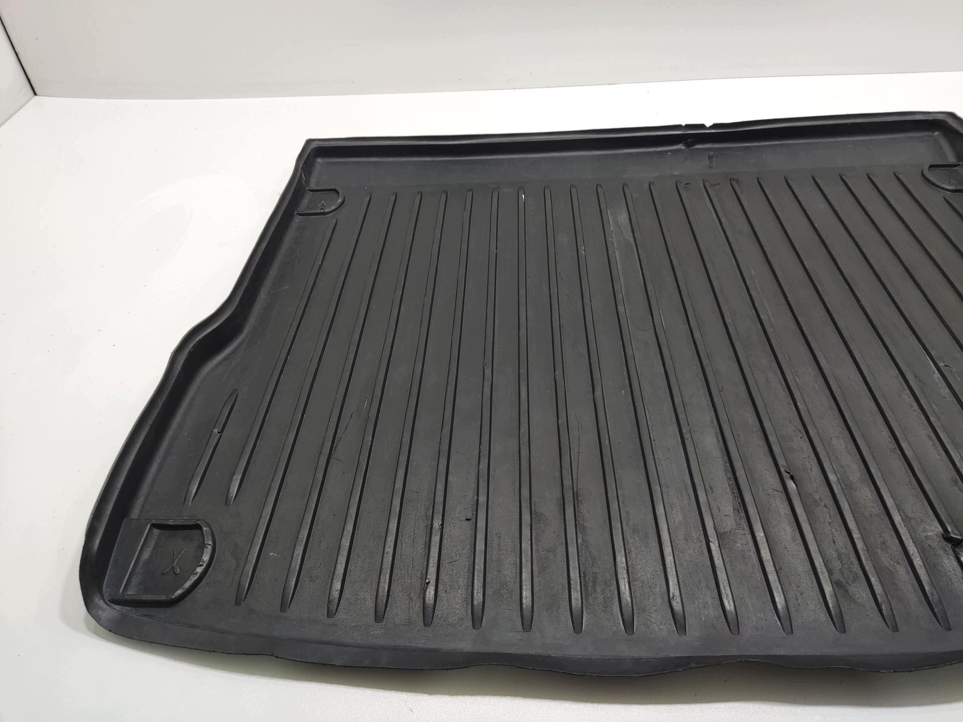 MATA mats rubber boot AUDI Q5 and 8R 2008-2016 8R0061180