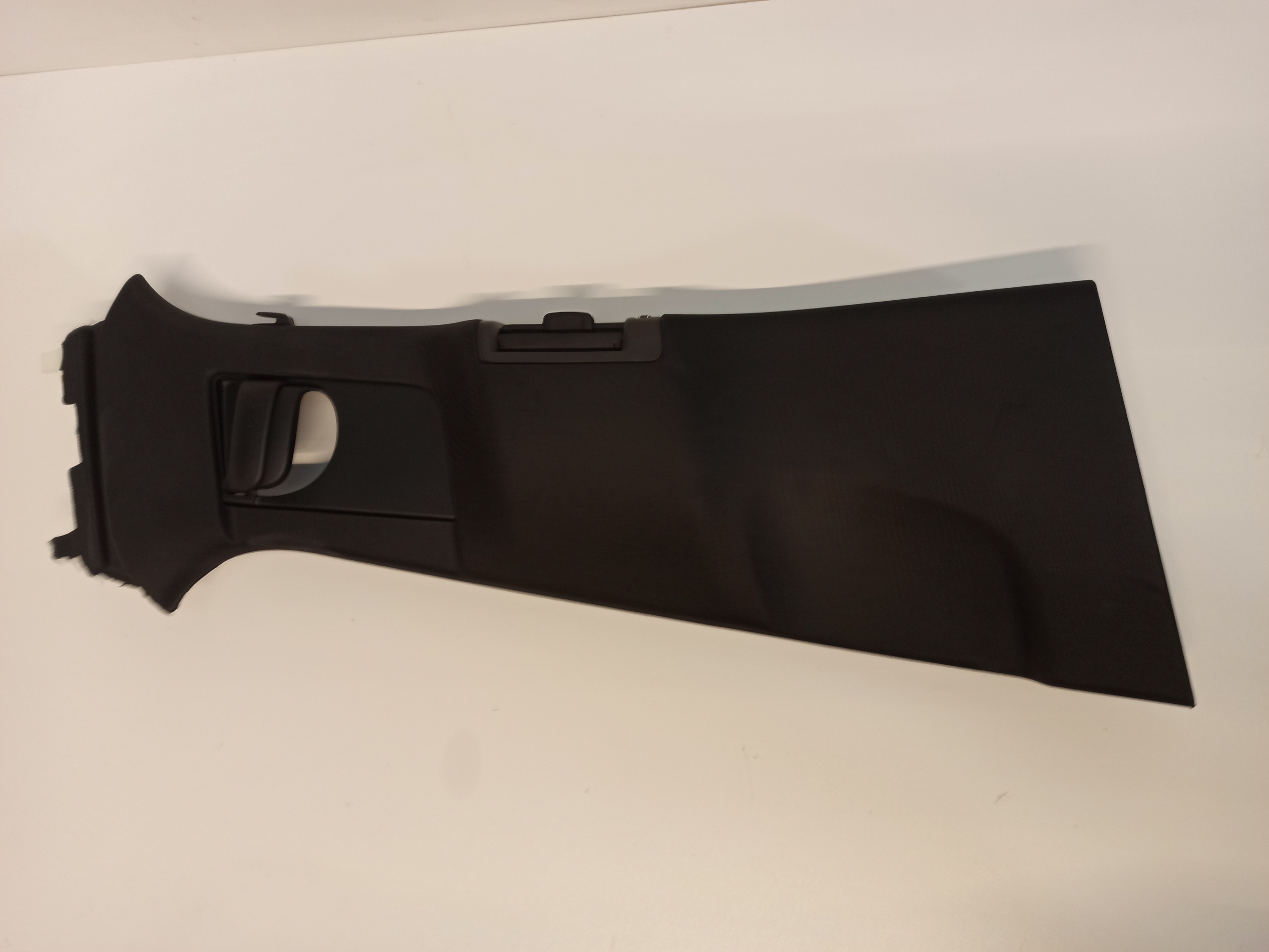 VOLVO V90 OSŁONA POSZYCIE SŁUPKA PRAWA 32219759