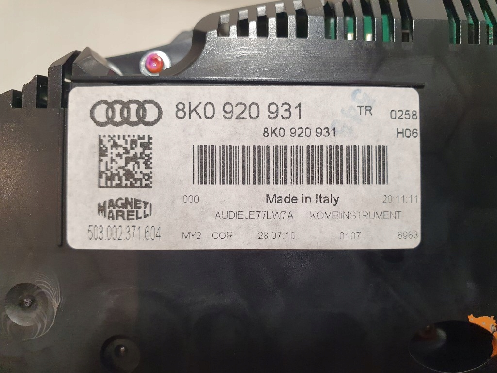 Audi S4 B8 2011r спидометр часы европа оригинал 8K0920931 супер состояние