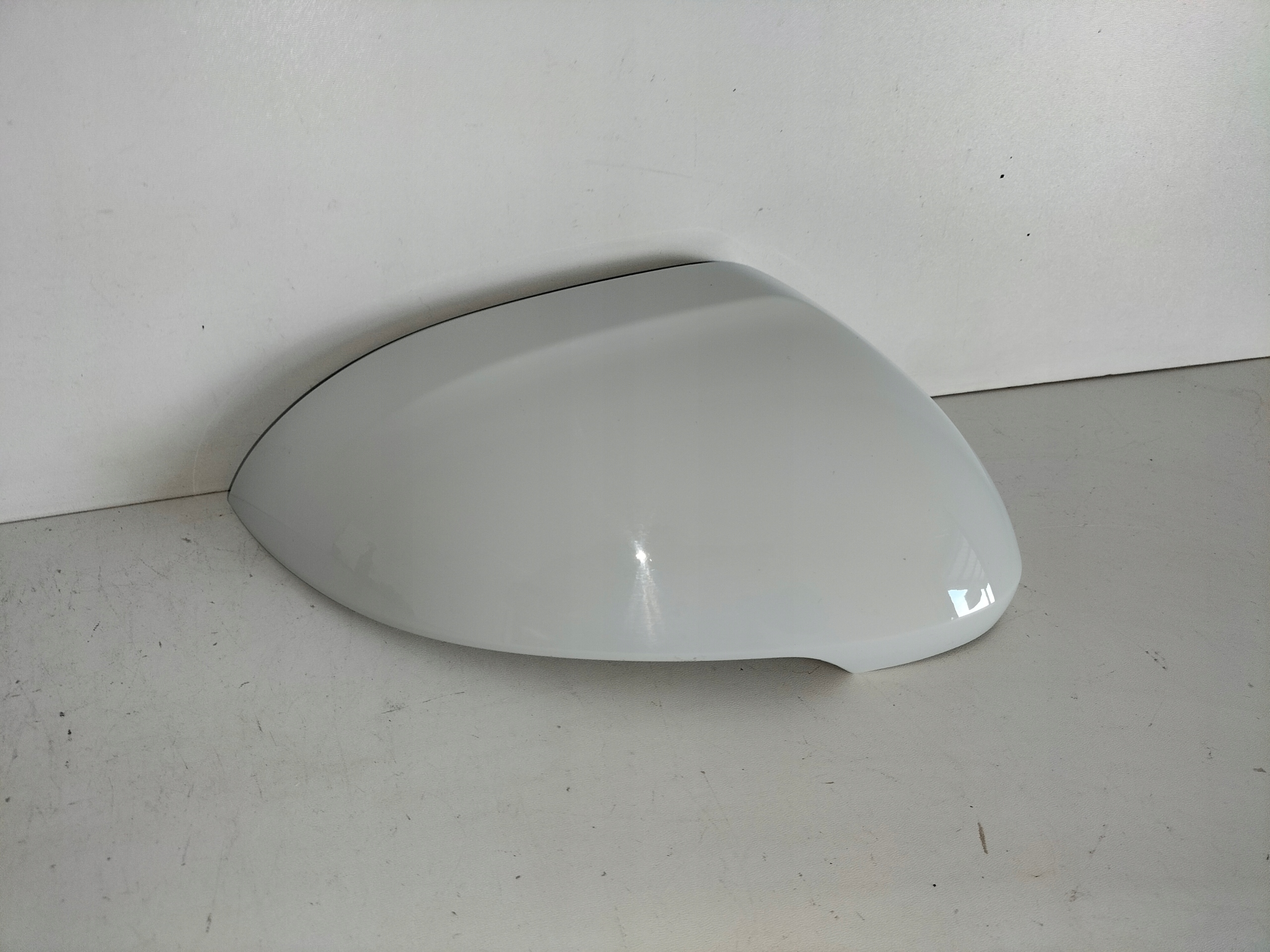 cover cap mirrors right VW PASSAT B8 14