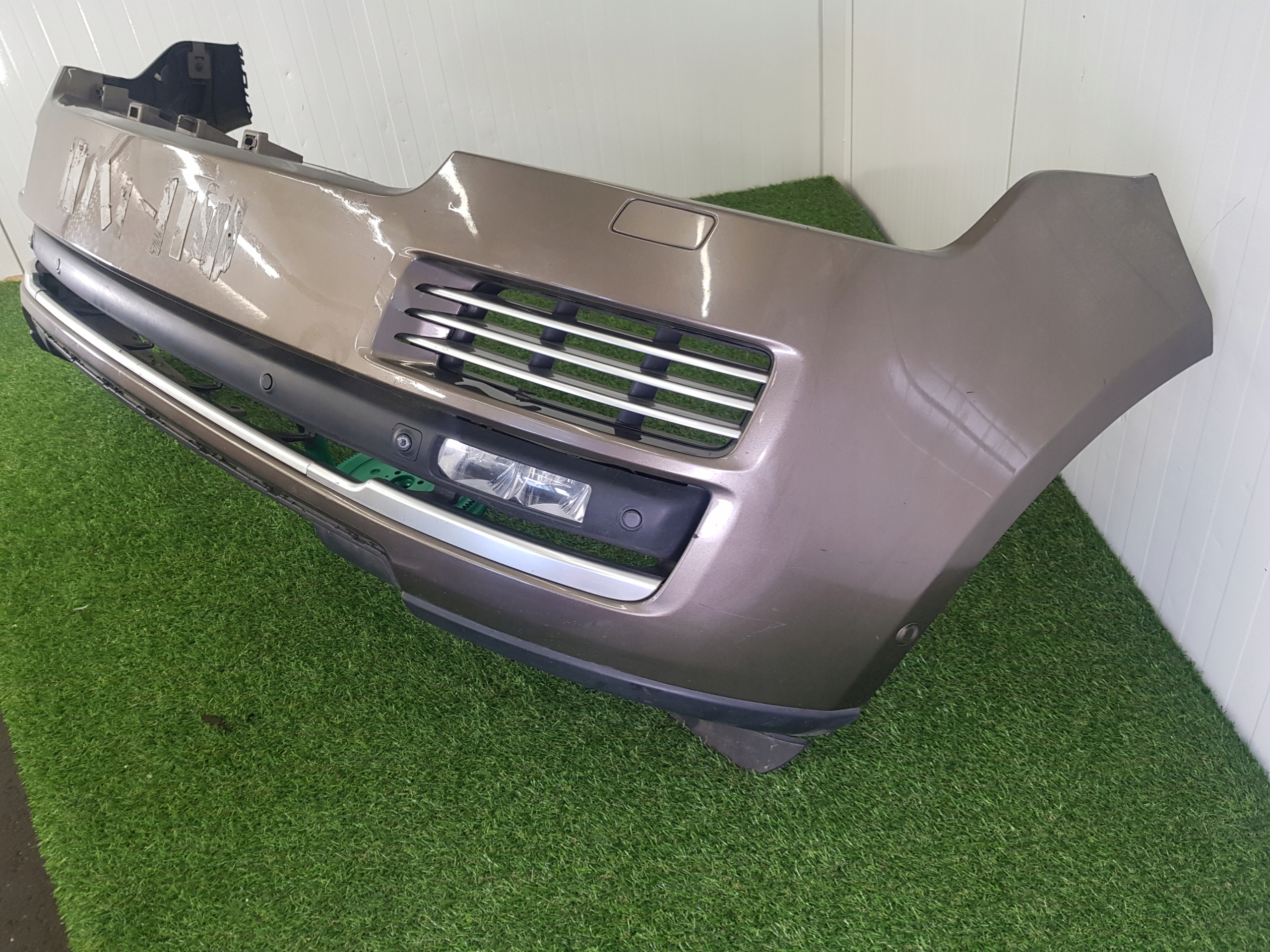 bumper front front RANGE ROVER VOGUE L405 2014 6xPDC 2xKAMERA