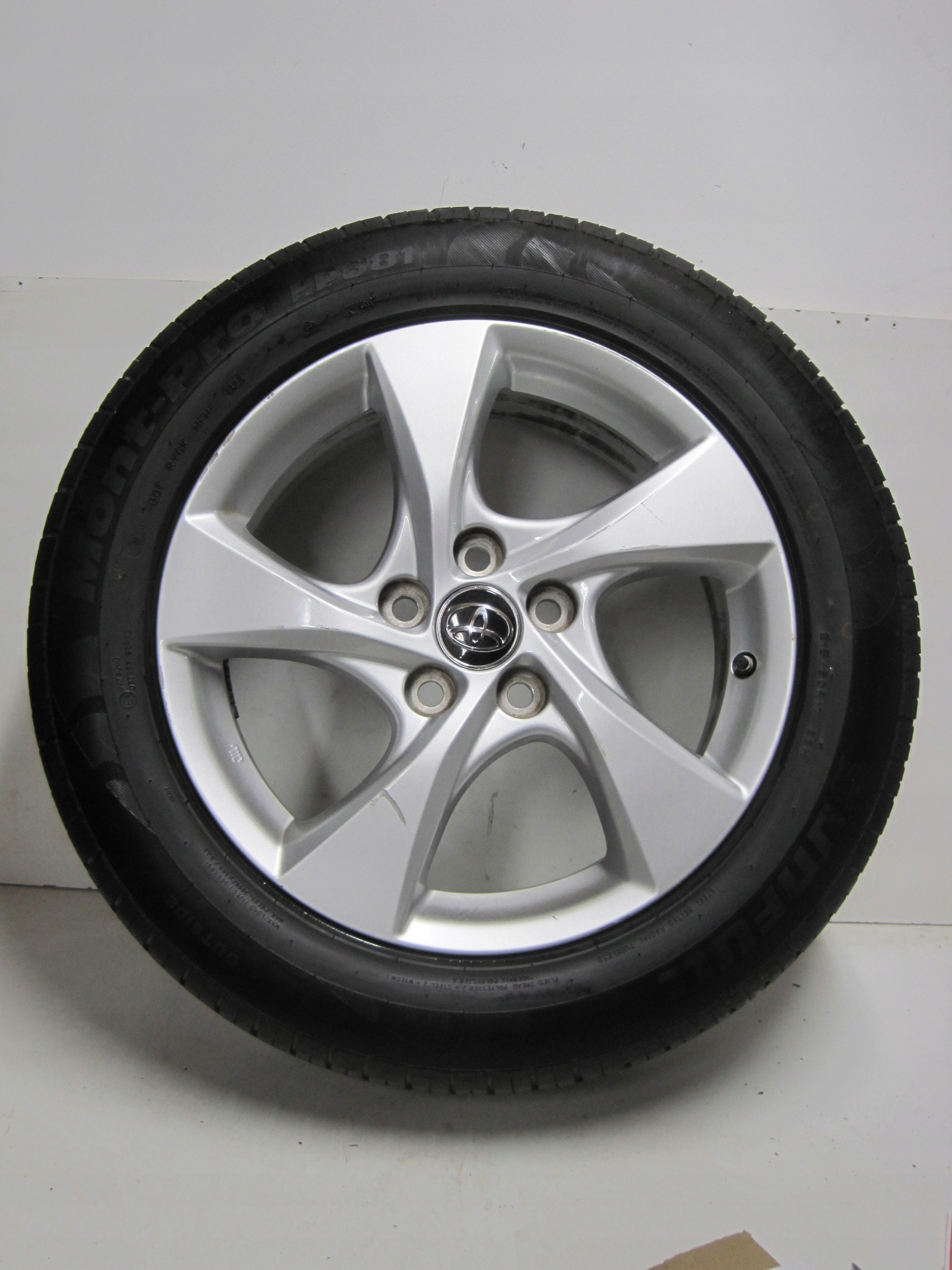 wheels discs tyres TOYOTA C-HR CHR R17