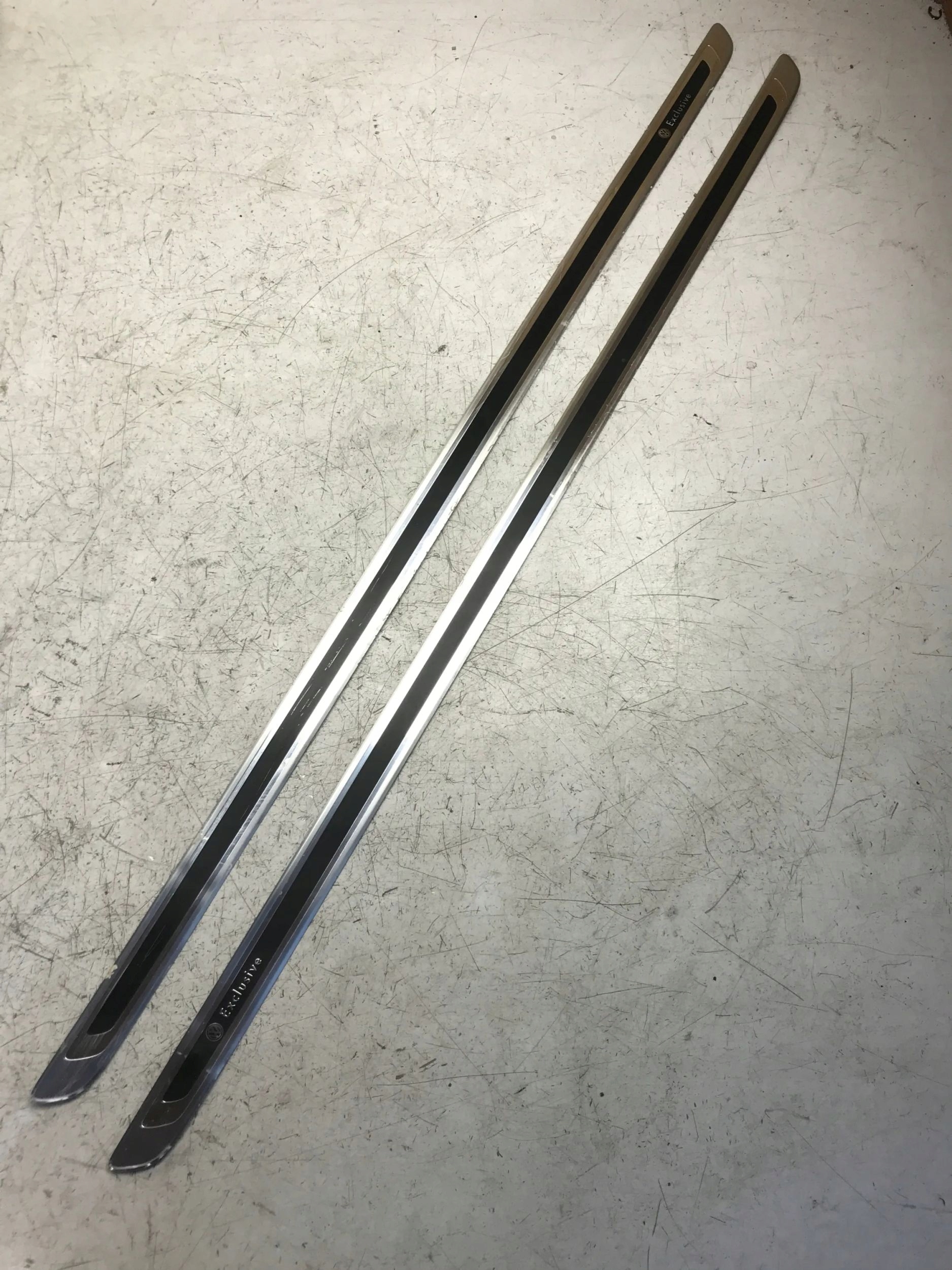 moulding cap of the threshold left right VW EOS LIFT