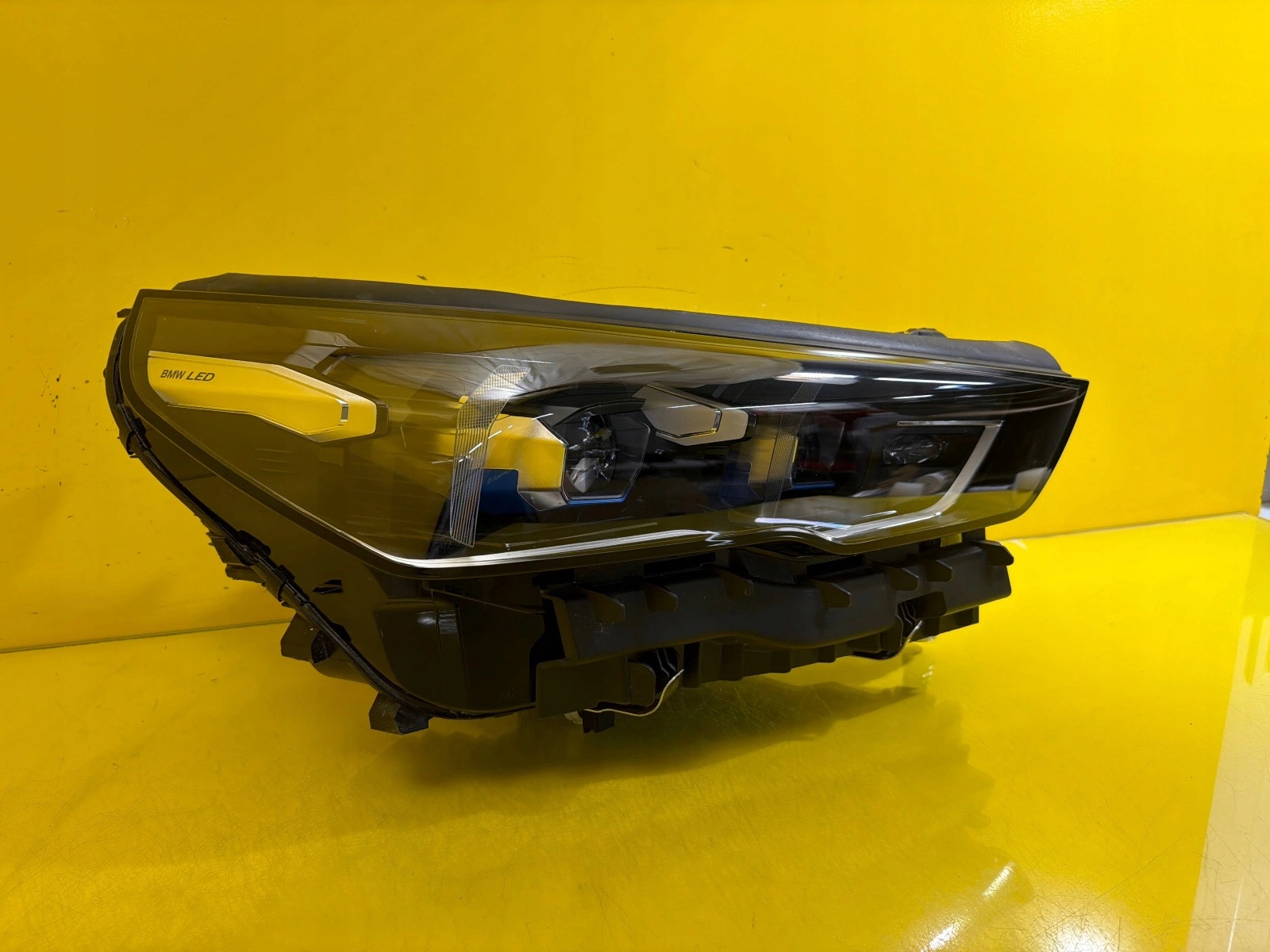 light right front BMW 5 G60 Full Led 5A798D2-08