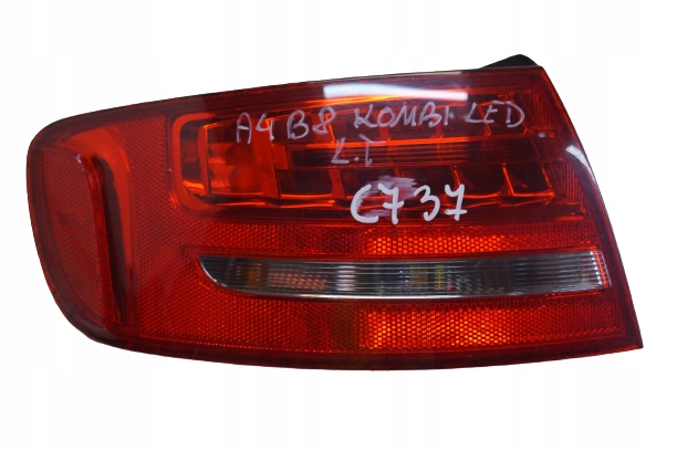 AUDI A4 B8 LED LAMPA LEWA TYŁ KOMBI