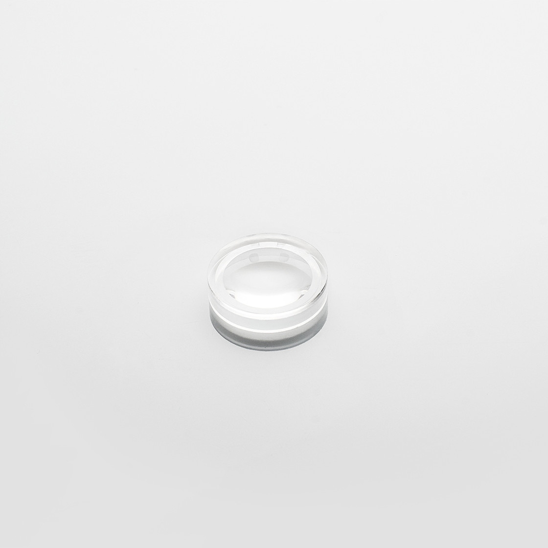 

Soczewka ze szkła akrylowego Ø 16,5 mm f= +120 mm