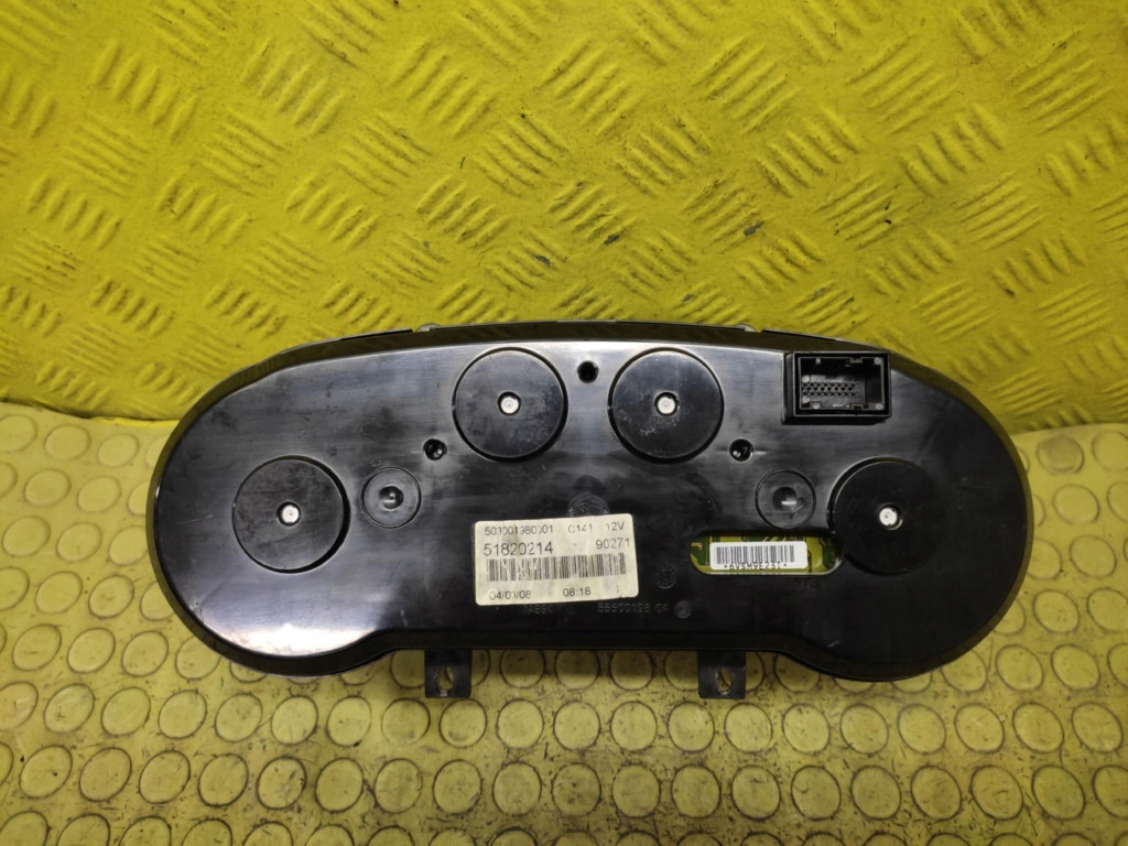 FIAT BRAVO II 1.6 dials 51820214