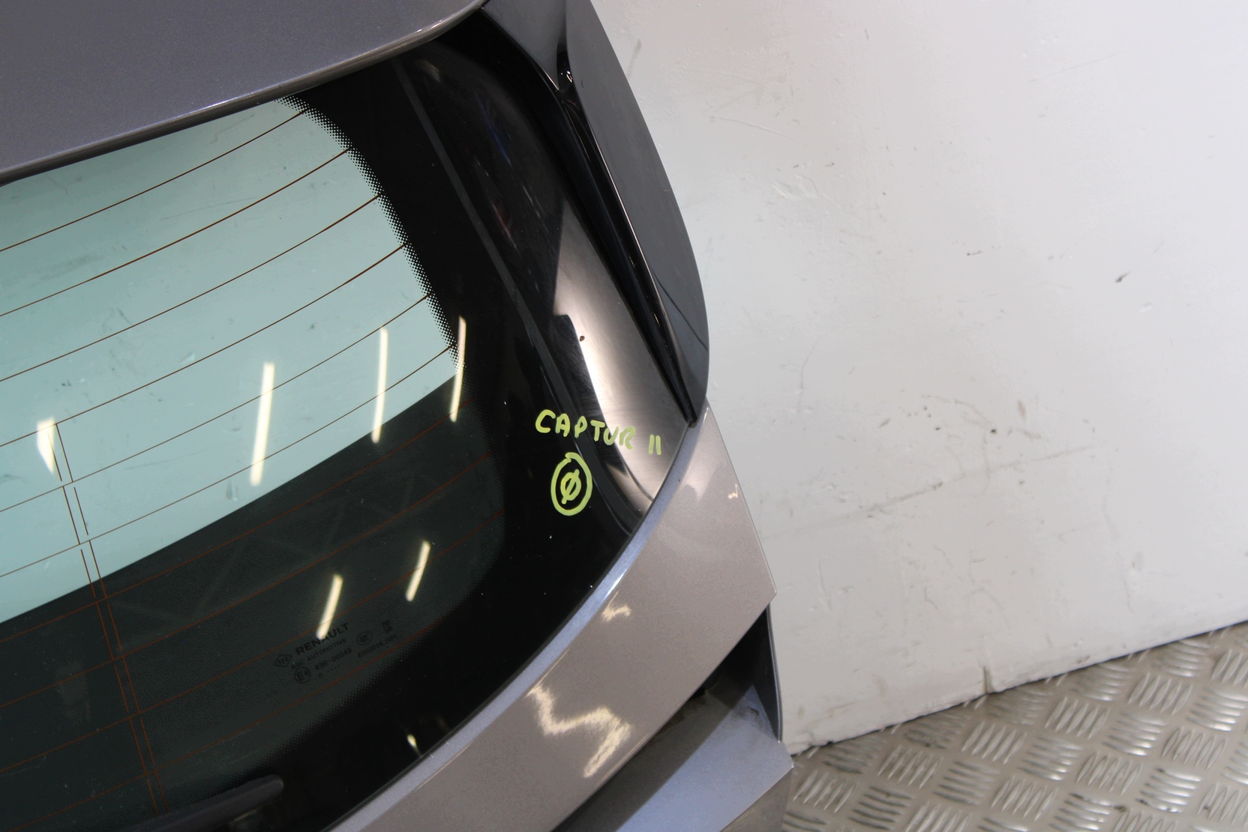 trunk door boot complete RENAULT CAPTUR II 2 1.0 TCE 2020