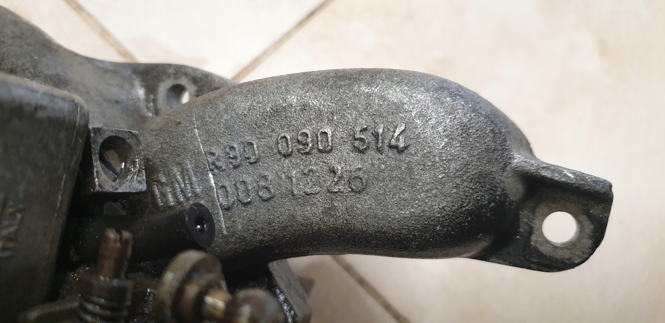 karburátor WEBER KOLEKTOR OPEL CORSA A 1.0 32TL3