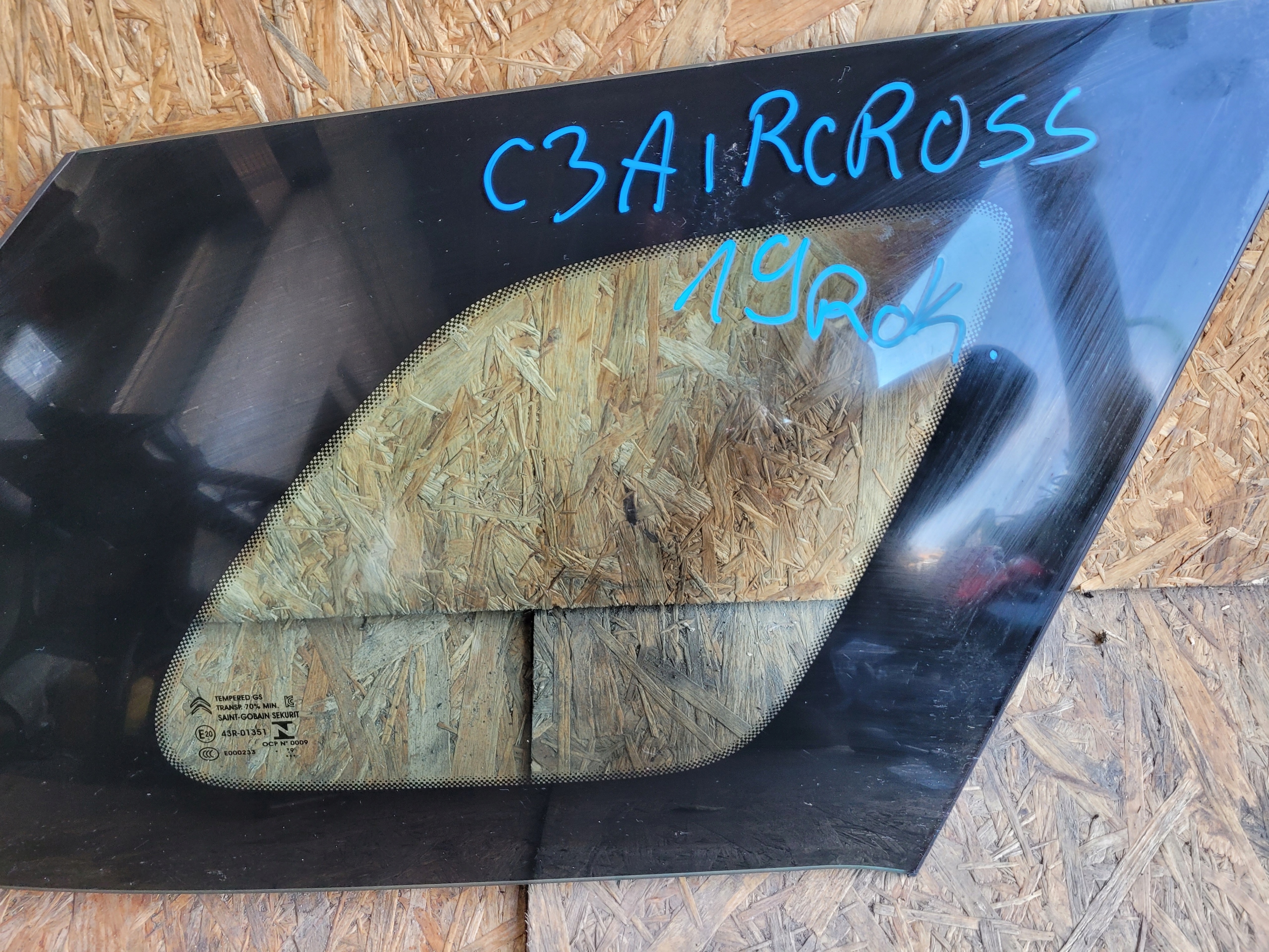 window bodywork rear part right CITROEN C3 AIRCROSS 19ROK