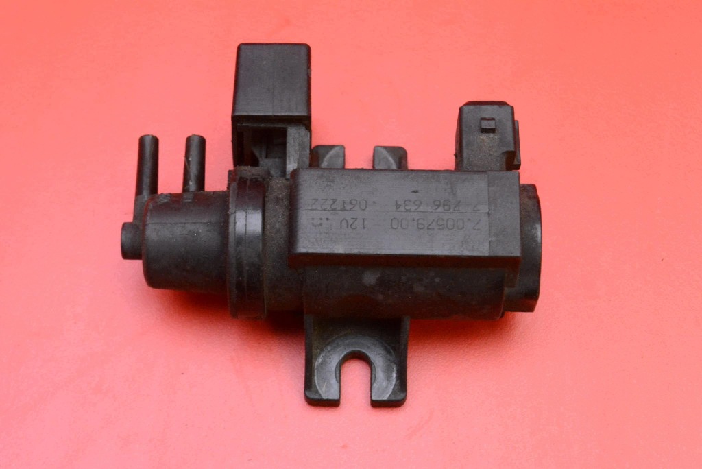 sensor unterdruck 7796634 BMW E90 E91 2.0 D 163 KM 04-10