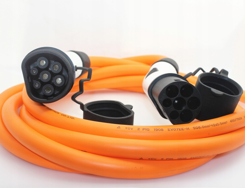 

Kabel 3 fazowy 22kW Type 2 długość 7,5m