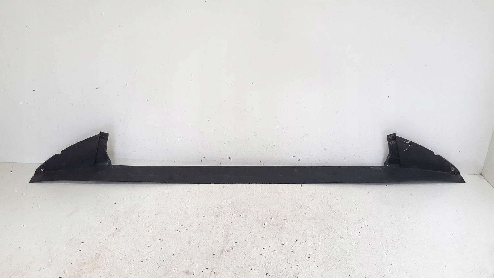 spoiler accessories of a bumper front front hokej Ford B-MAX 1,0 Ecoboost