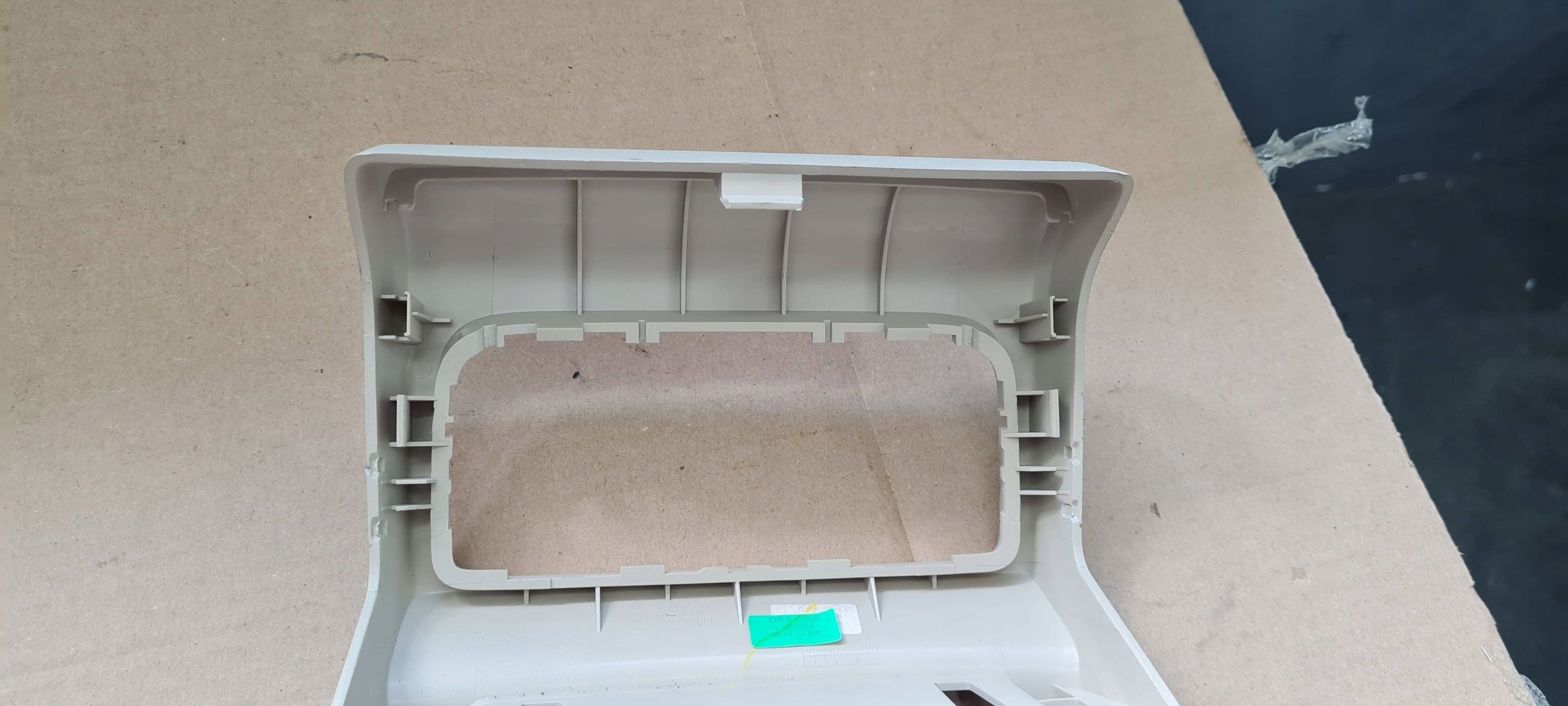 Q5 80A frame TUNELU cover SRODKOWEGO 80A864376A