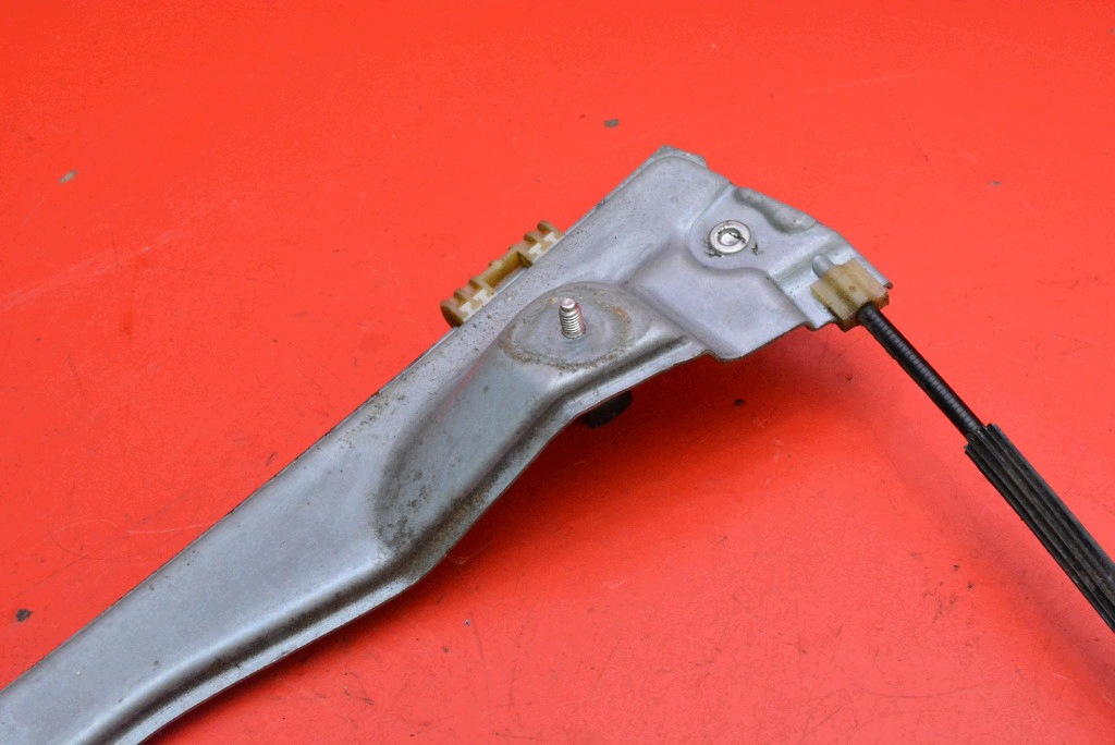 window regulator right front EU 807000002R RENAULT LAGUNA 3 III KOMBI 07-11