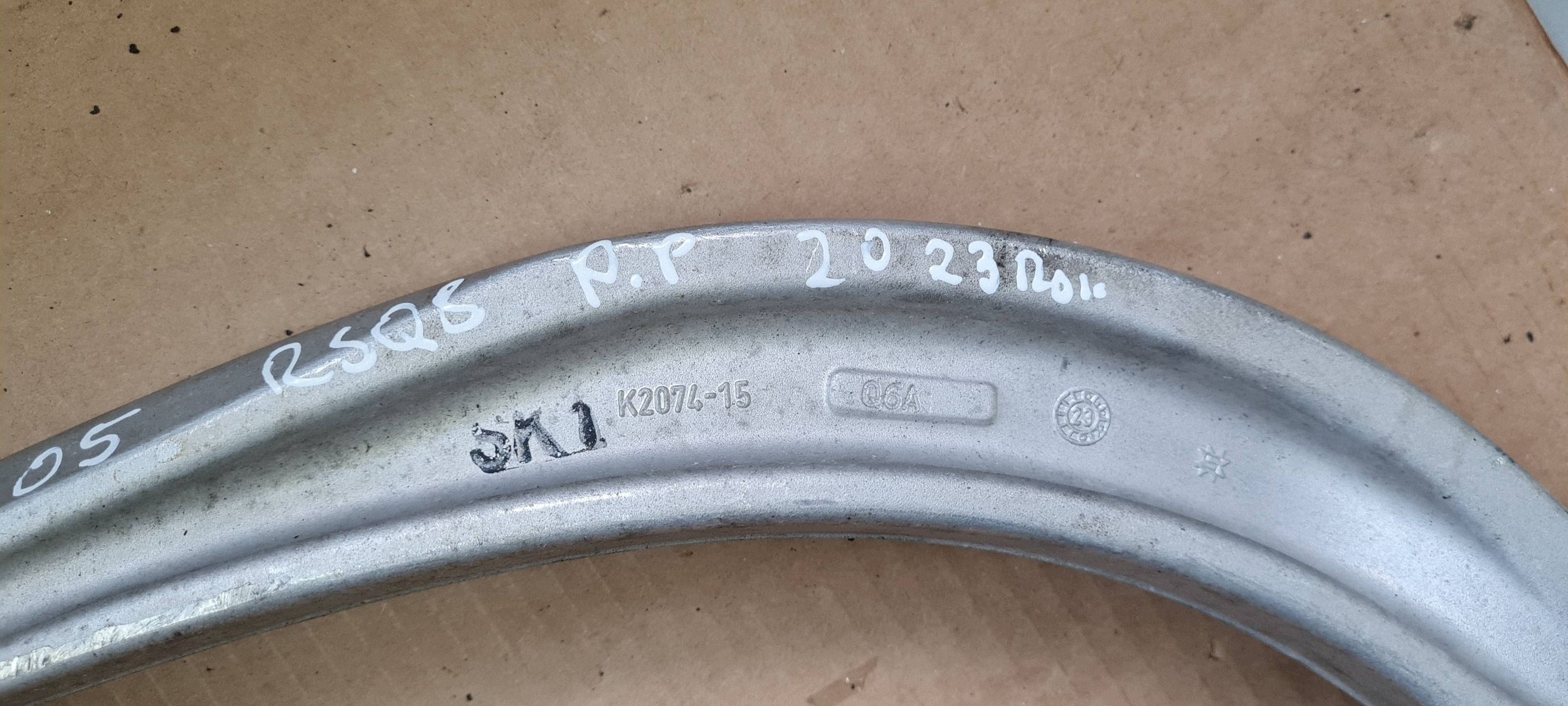 SQ8 4M RSQ8 Q8 arm right front front 4M0407696C SQ7 4M Q7