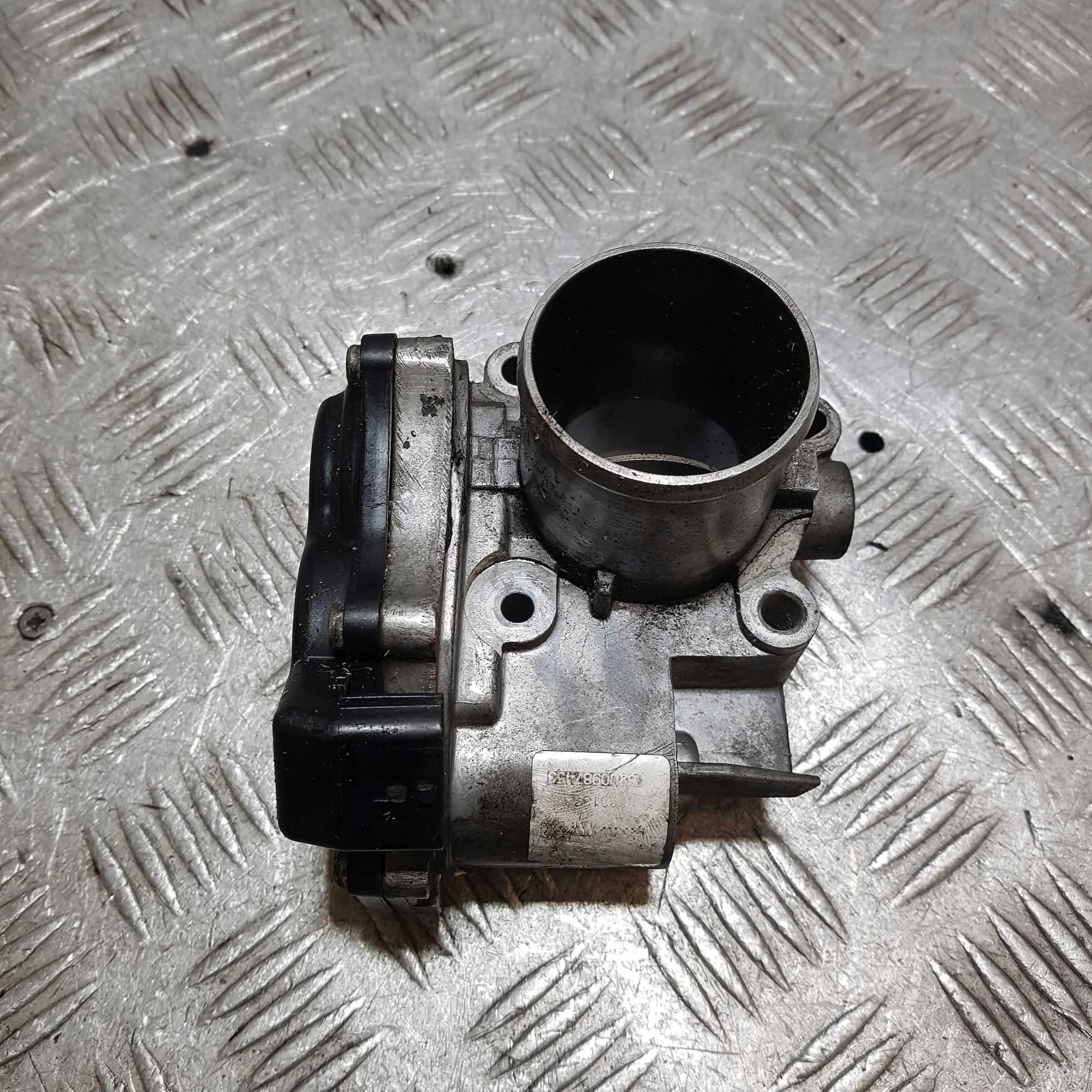 Valvola a farfalla RENAULT LAGUNA 3 2.0 DCI 8200987453C