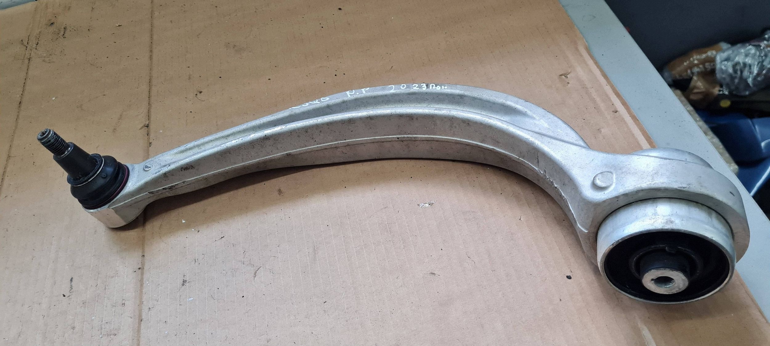 SQ8 4M RSQ8 Q8 arm right front front 4M0407696C SQ7 4M Q7