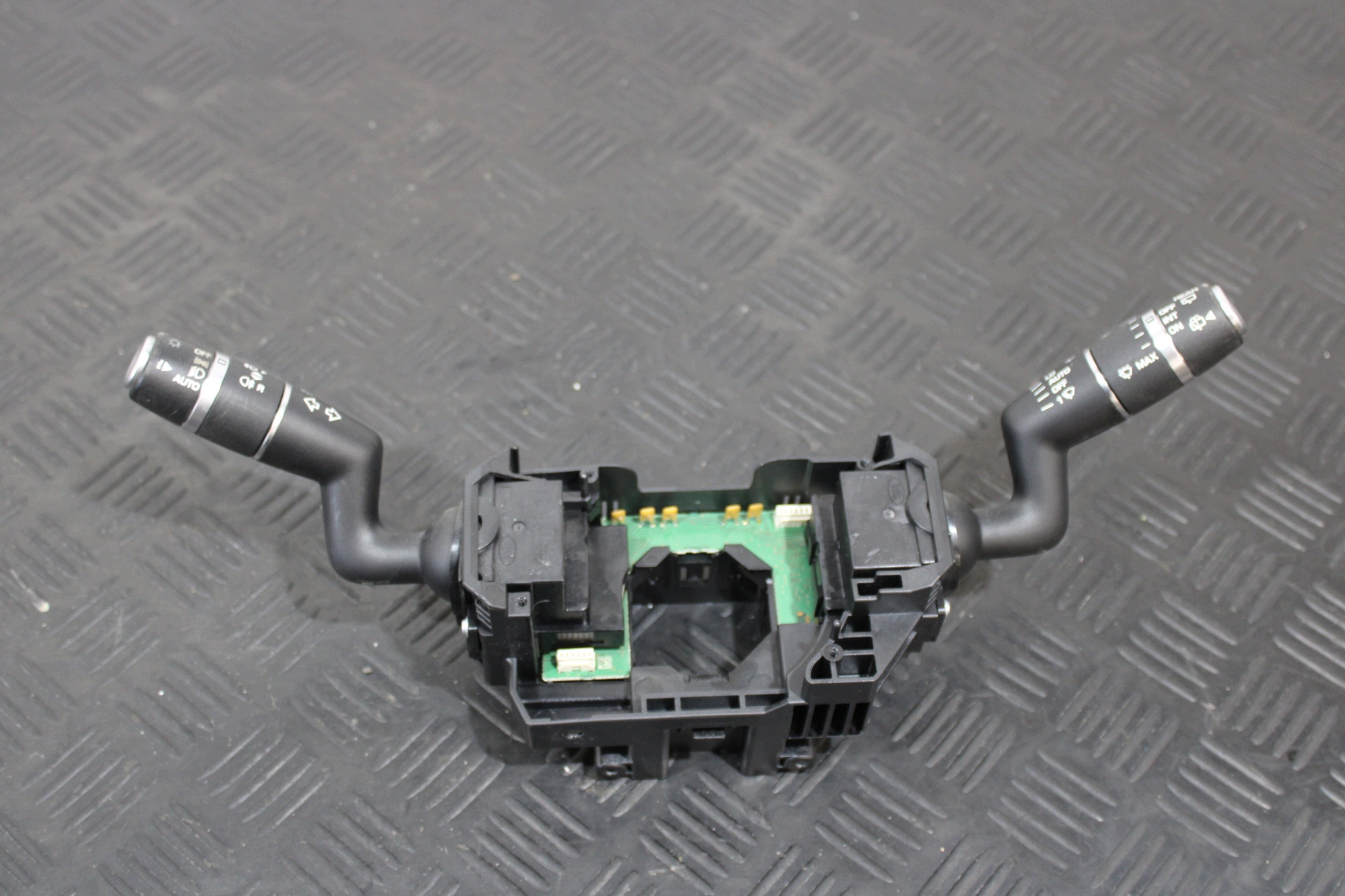 DEVIO LUCI DEVIO tergicristalli indicatori di direzione LAND ROVER DISCOVERY SPORT L550
