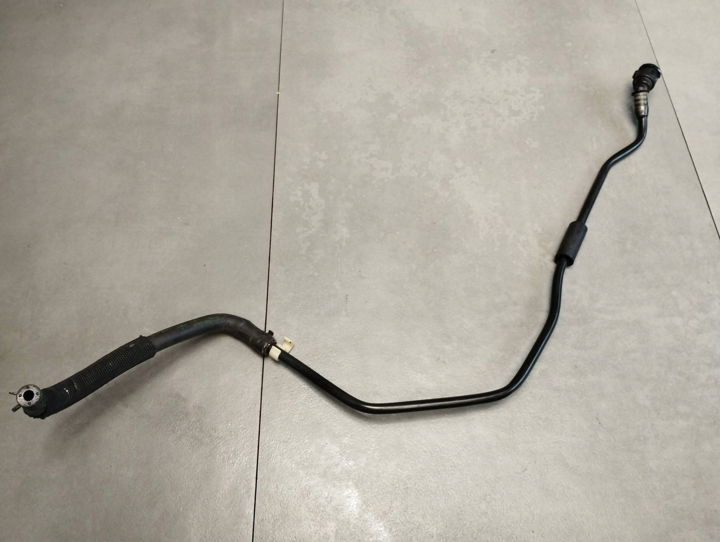 BMW 7 G11 750i wiring hose 8602682