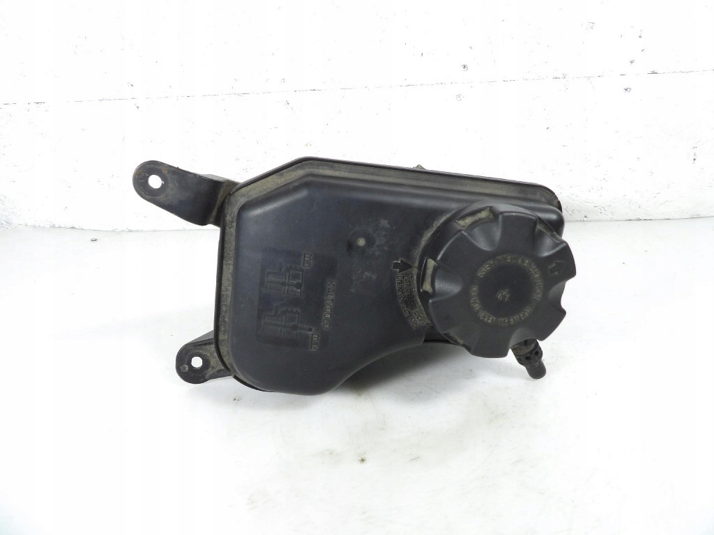 BMW 1 E87 1.6B Scheibenwaschbehälter 7519368