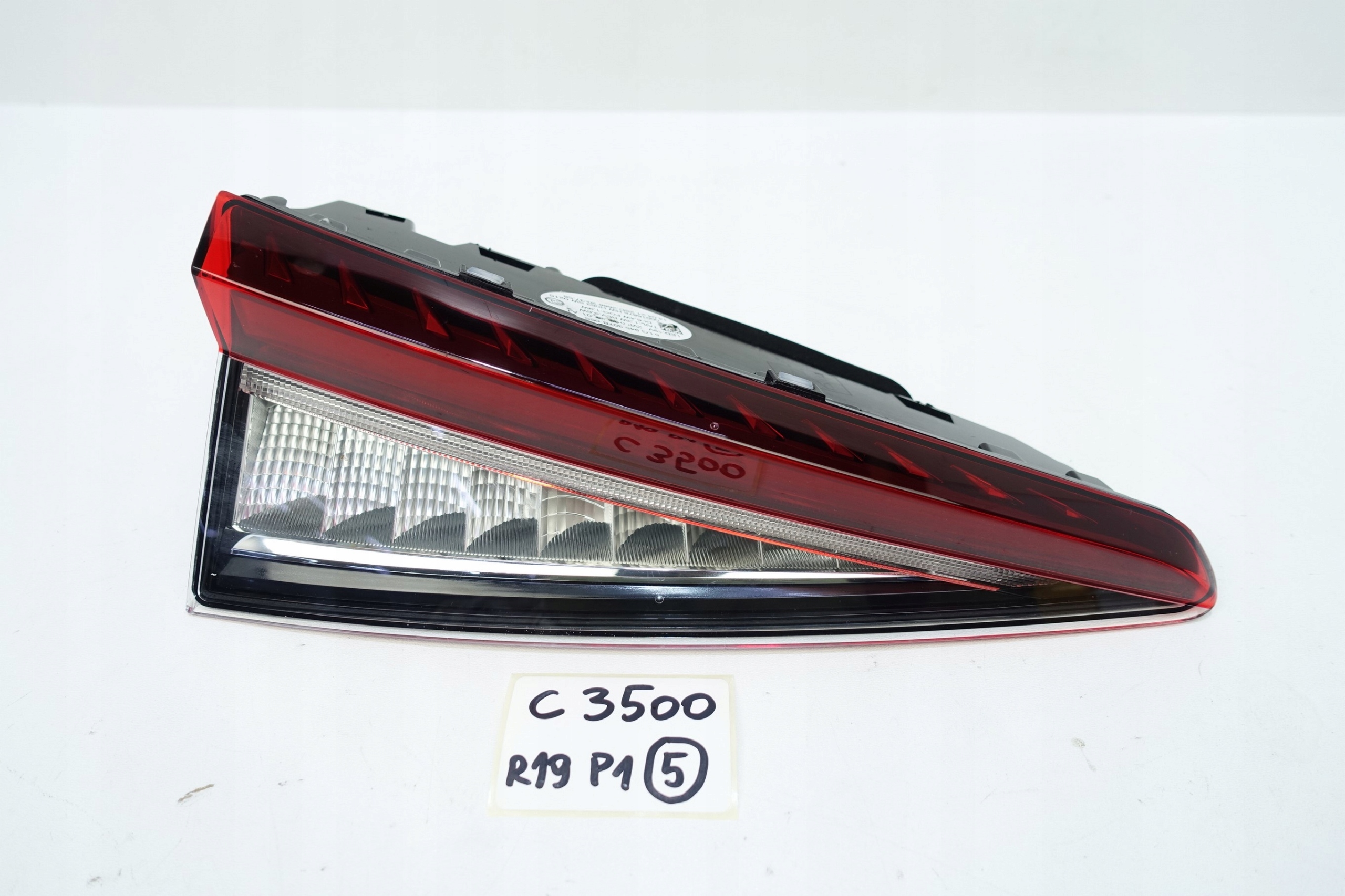 light left rear part left rear SKODA ENYAQ 5LG