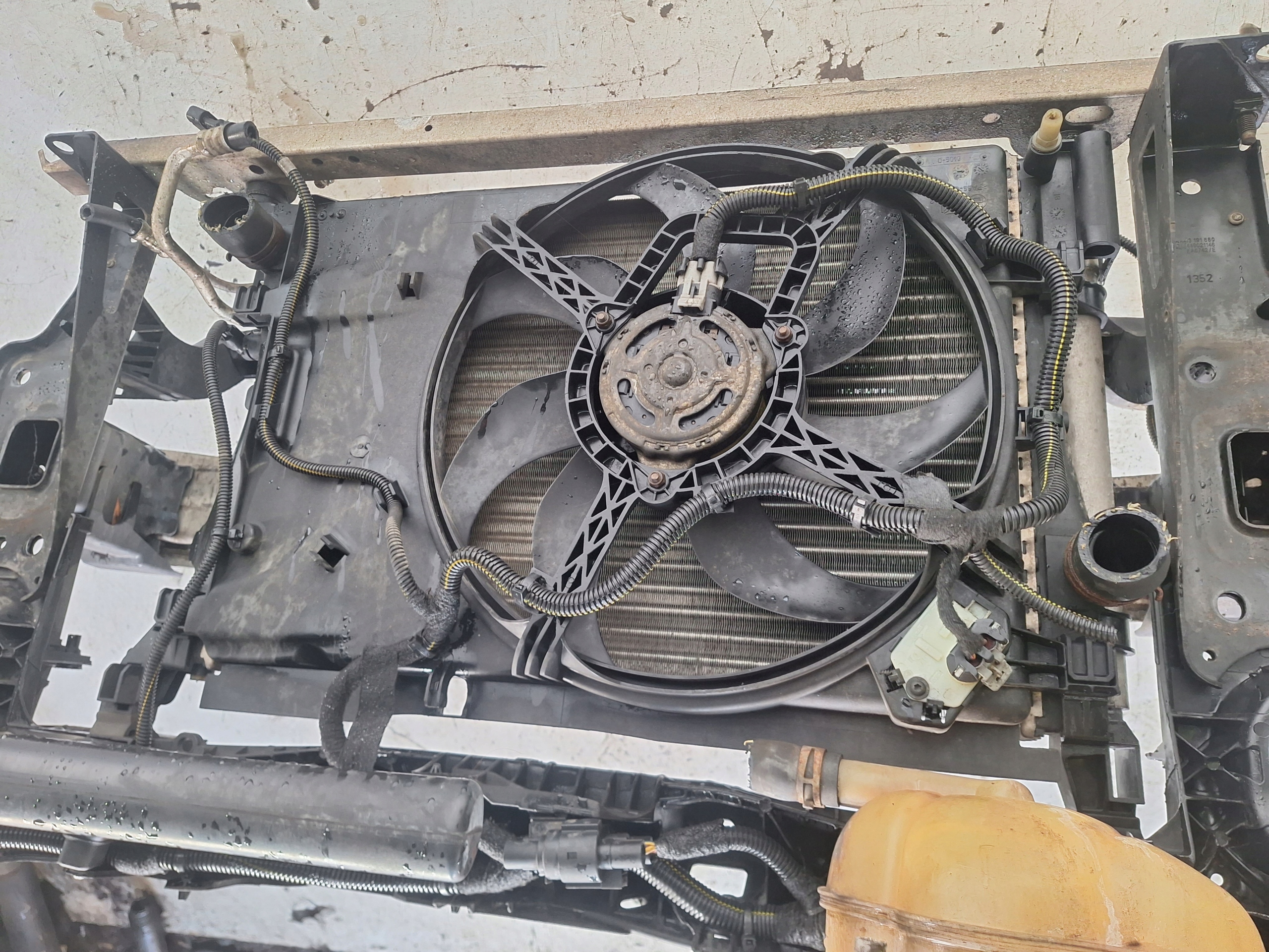 OPEL CORSA D LIFT 11-14 support panel for radiators 1.2 petrol