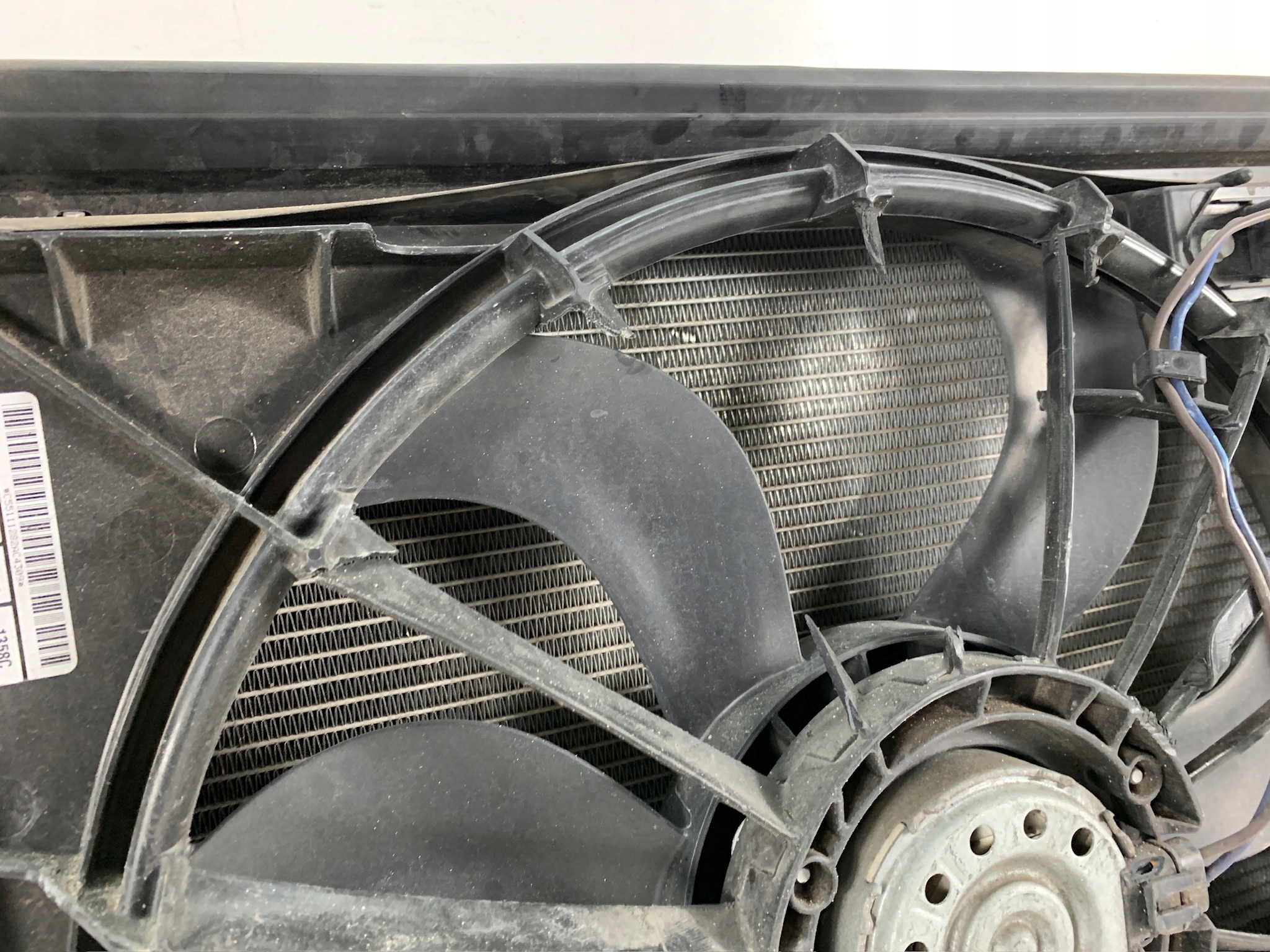 U2 DODGE CHALLENGER 15- CHŁODNICE WENTYLATOR 55111282AC Typ samochodu Samochody osobowe