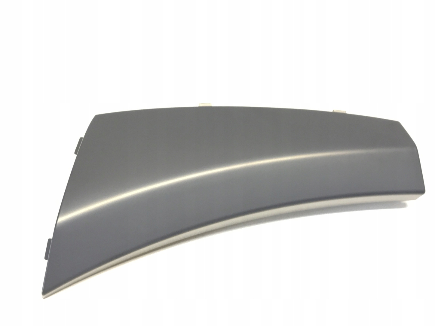 A2058856602 - MERCEDES W205 AMG LIFT бампер правый