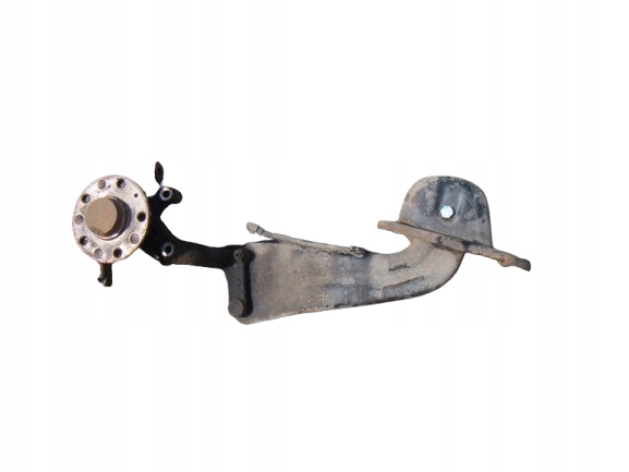 AUDI A3 8P 1.6 03-08 ZWROTNICA PIASTA WAHACZ PRAWY TYŁ