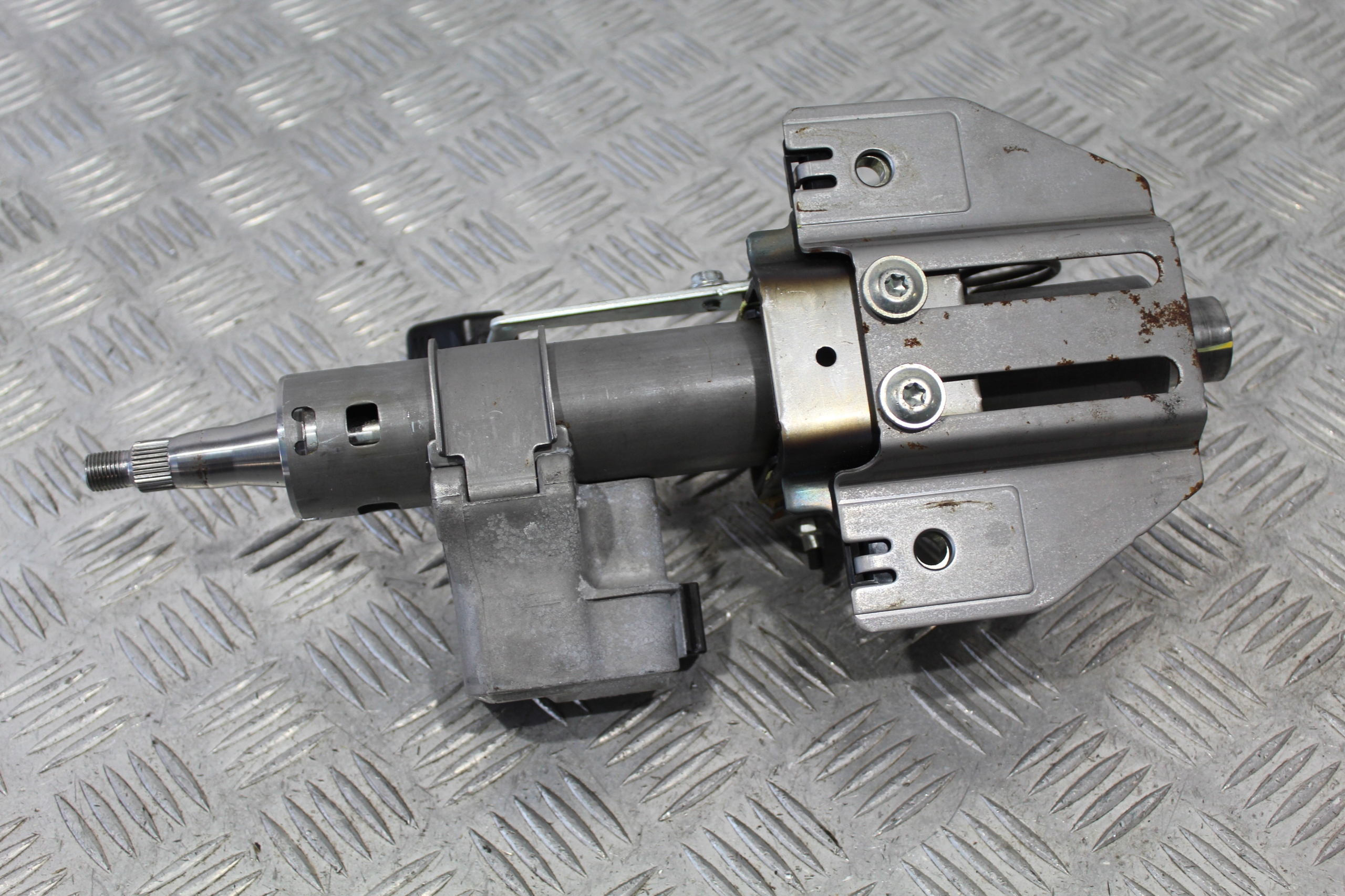 steering wheel rod LEXUS IS 300H