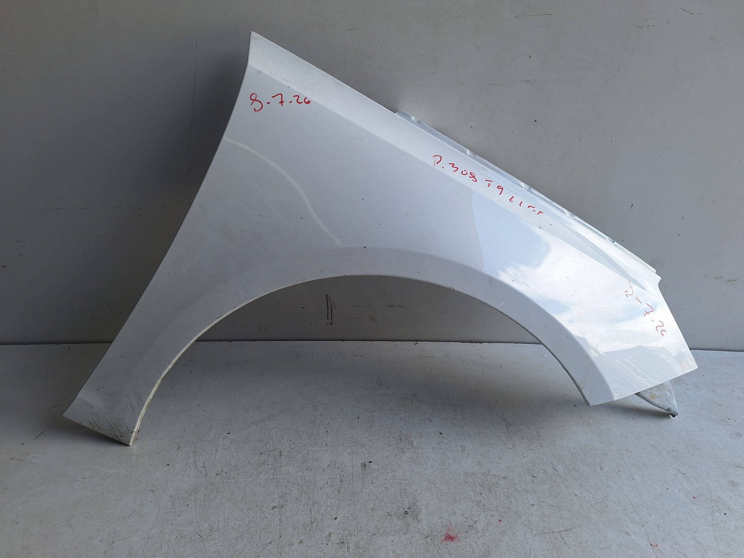 PEUGEOT 308 T9 LIFT 17-21 parafango Destra