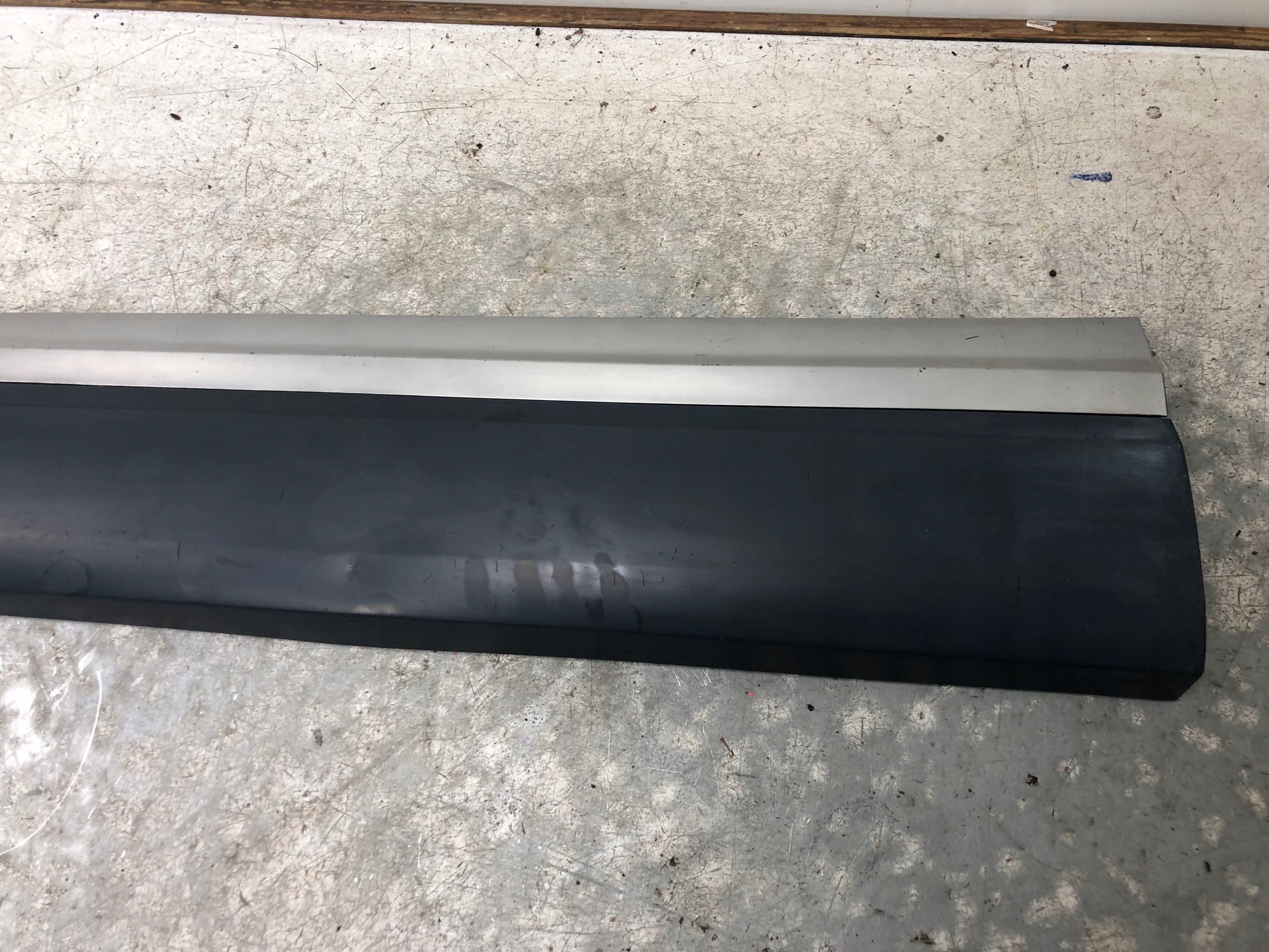 moulding door left rear part AUDI Q7 4M 4M0853969B