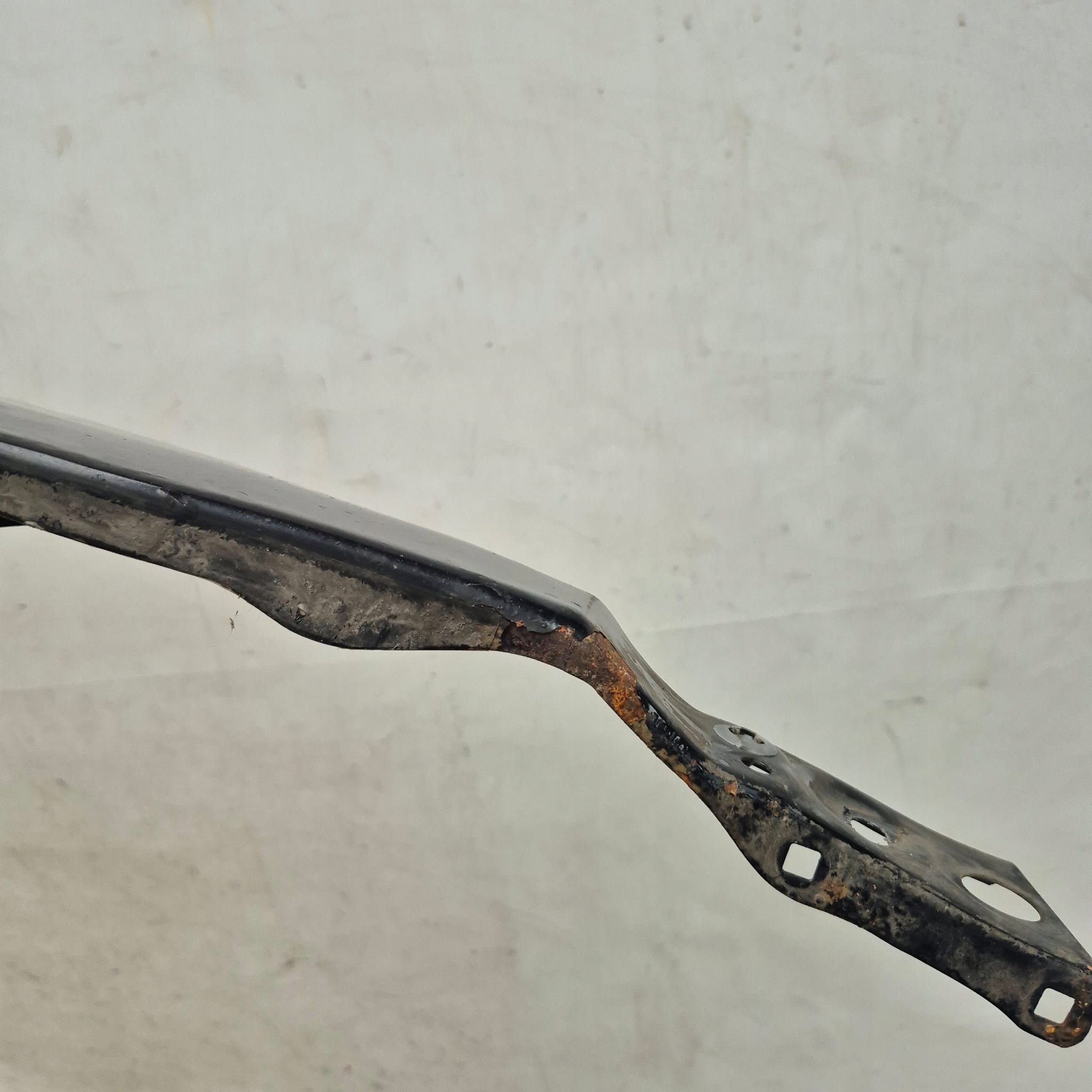 VOLVO XC60 and 1 08-17 fender front front left