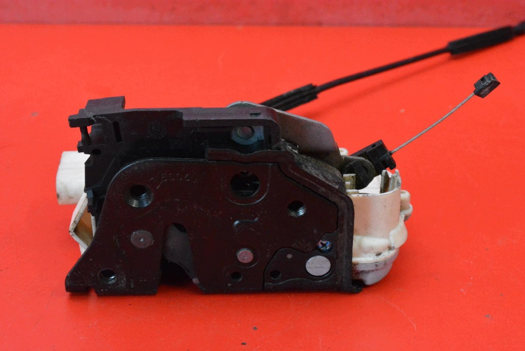 lock door left front front EU SEAT LEON 2 II 5D HB 05-09