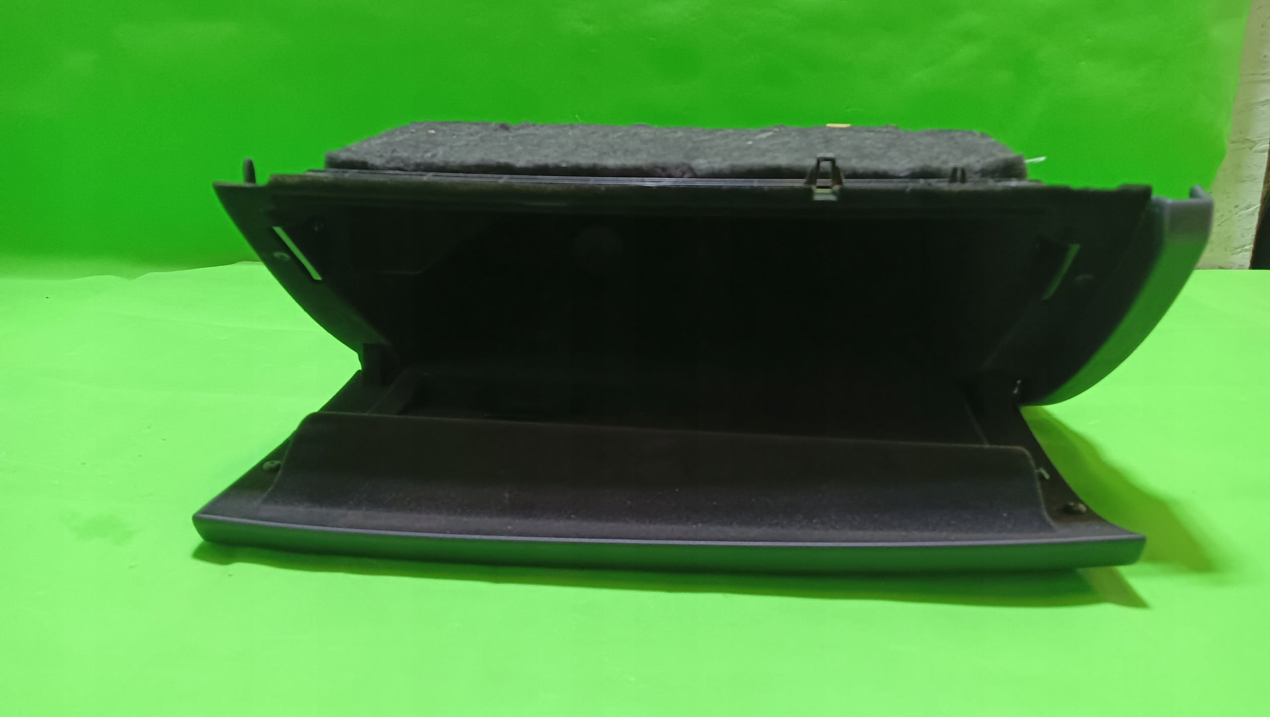 AUDI A6 C7 SCHOWEK PASAZERA WERSJA EUROPEJSKA CAŁY ŁADNY 14R Wersja Europejska