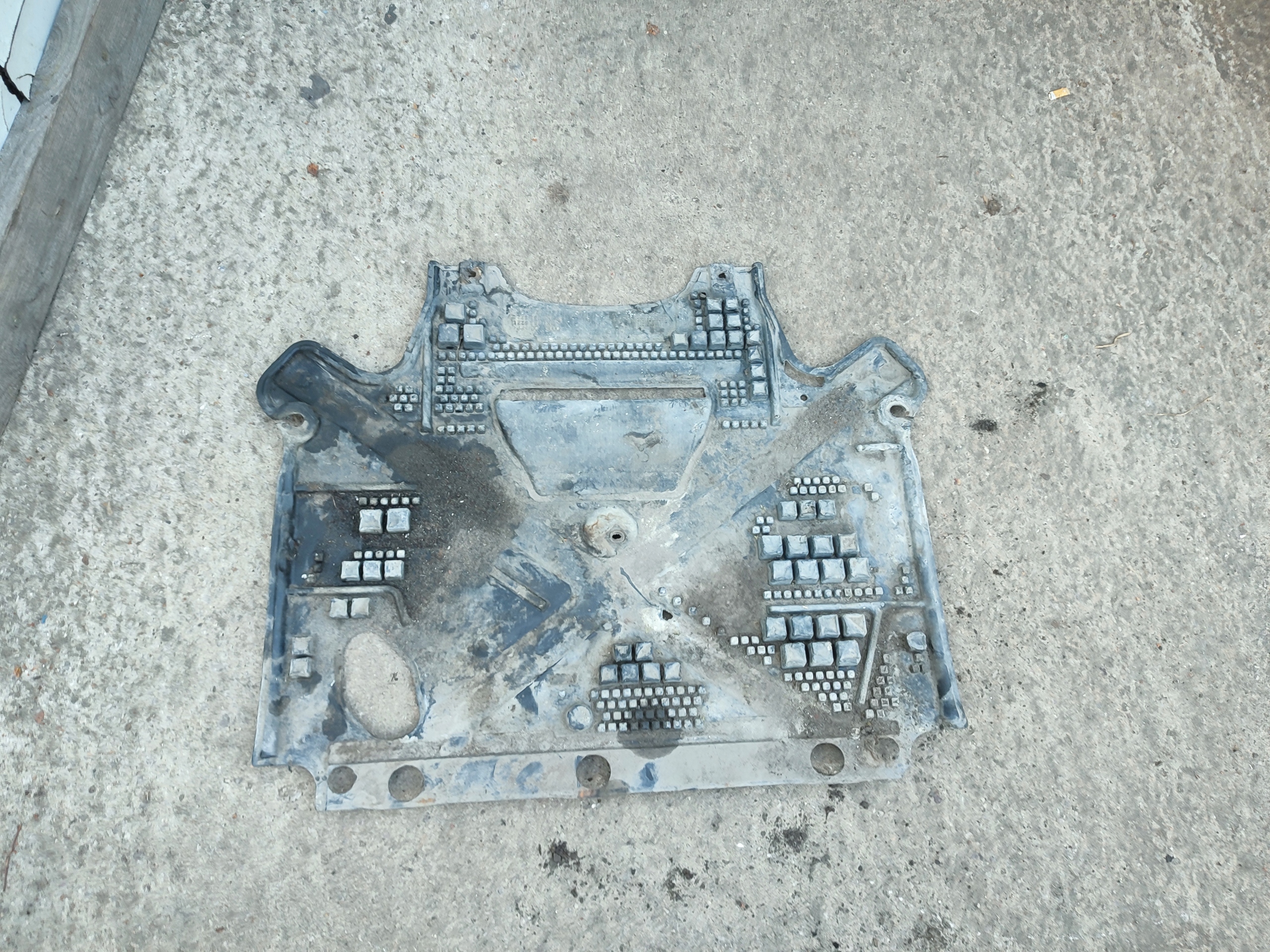 cover below engine AUDI A4 B8 8K1863822L