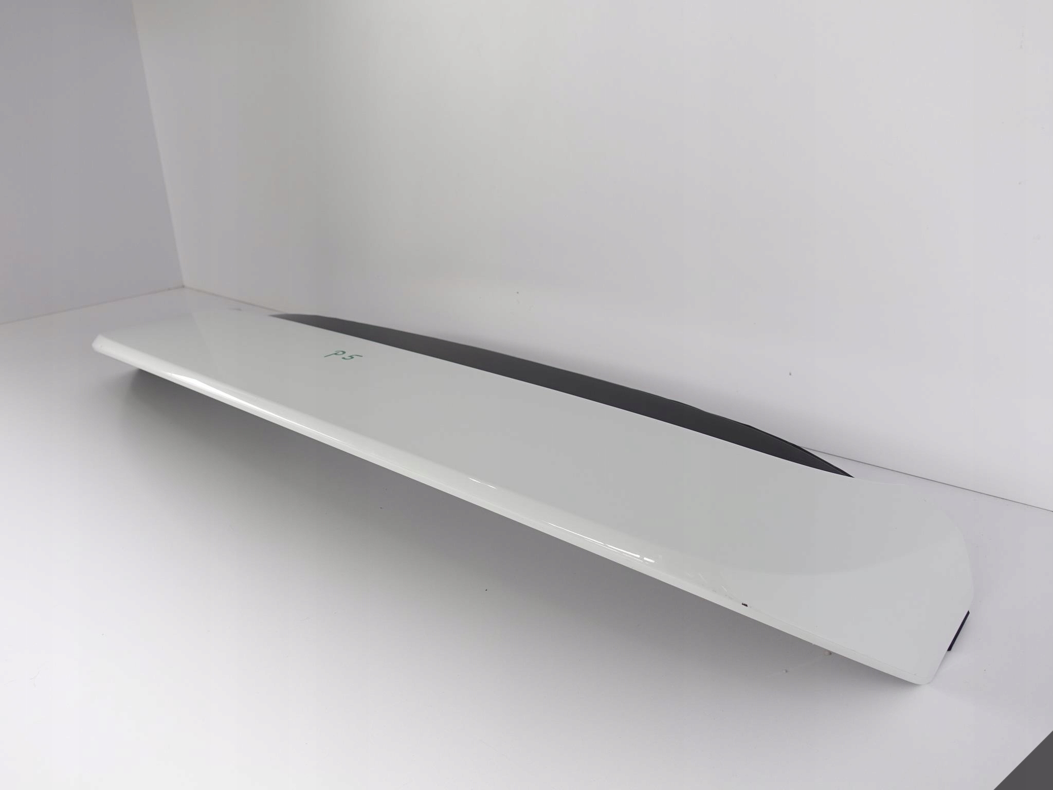 PORSCHE CAYENNE 9Y3 COUPE GTS TURBO SPOILER LOTKA