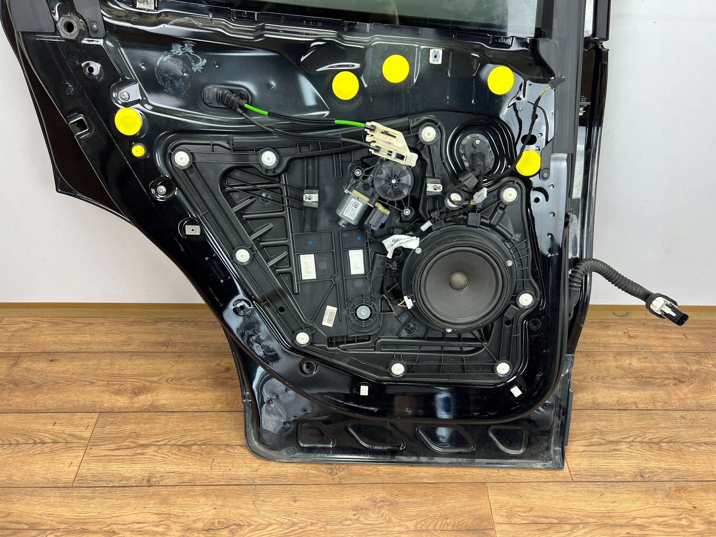 door rear. left Ford Escape IV Kuga MK3 2020+