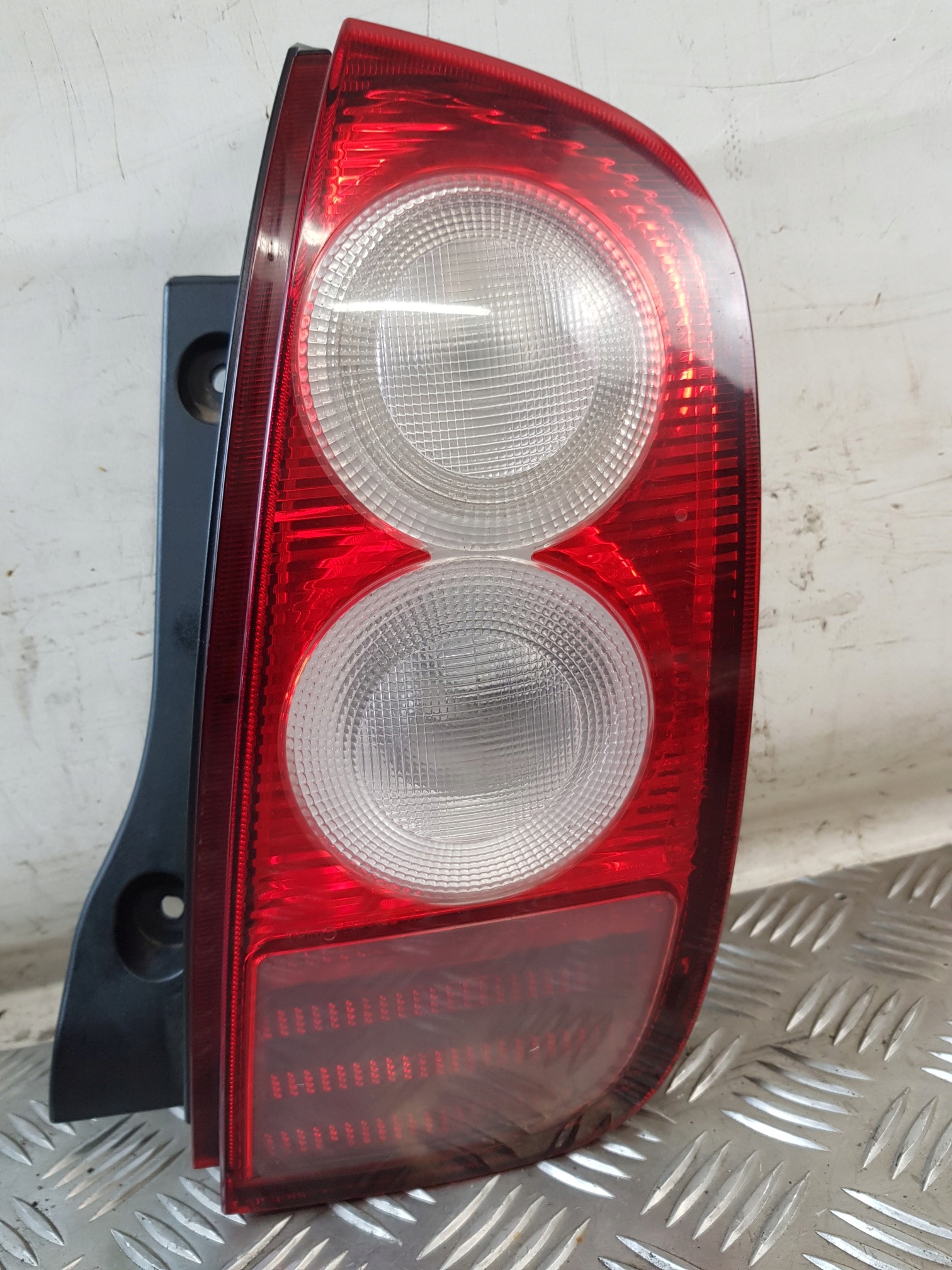 light right rear part NISSAN MICRA K12 EUROPA