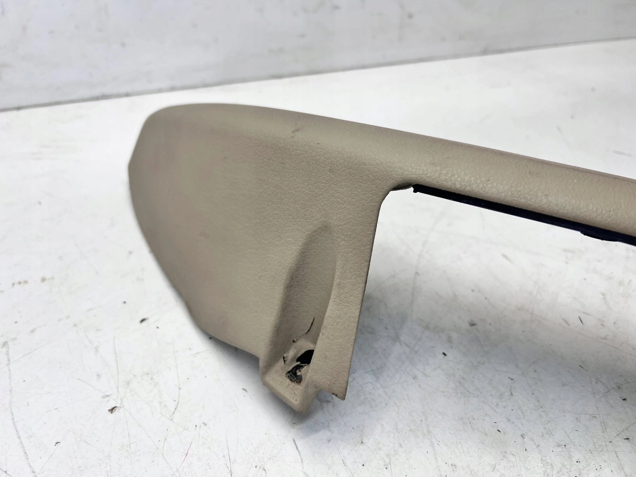 armrest right front AUDI Q5 8R 8R2867174 without