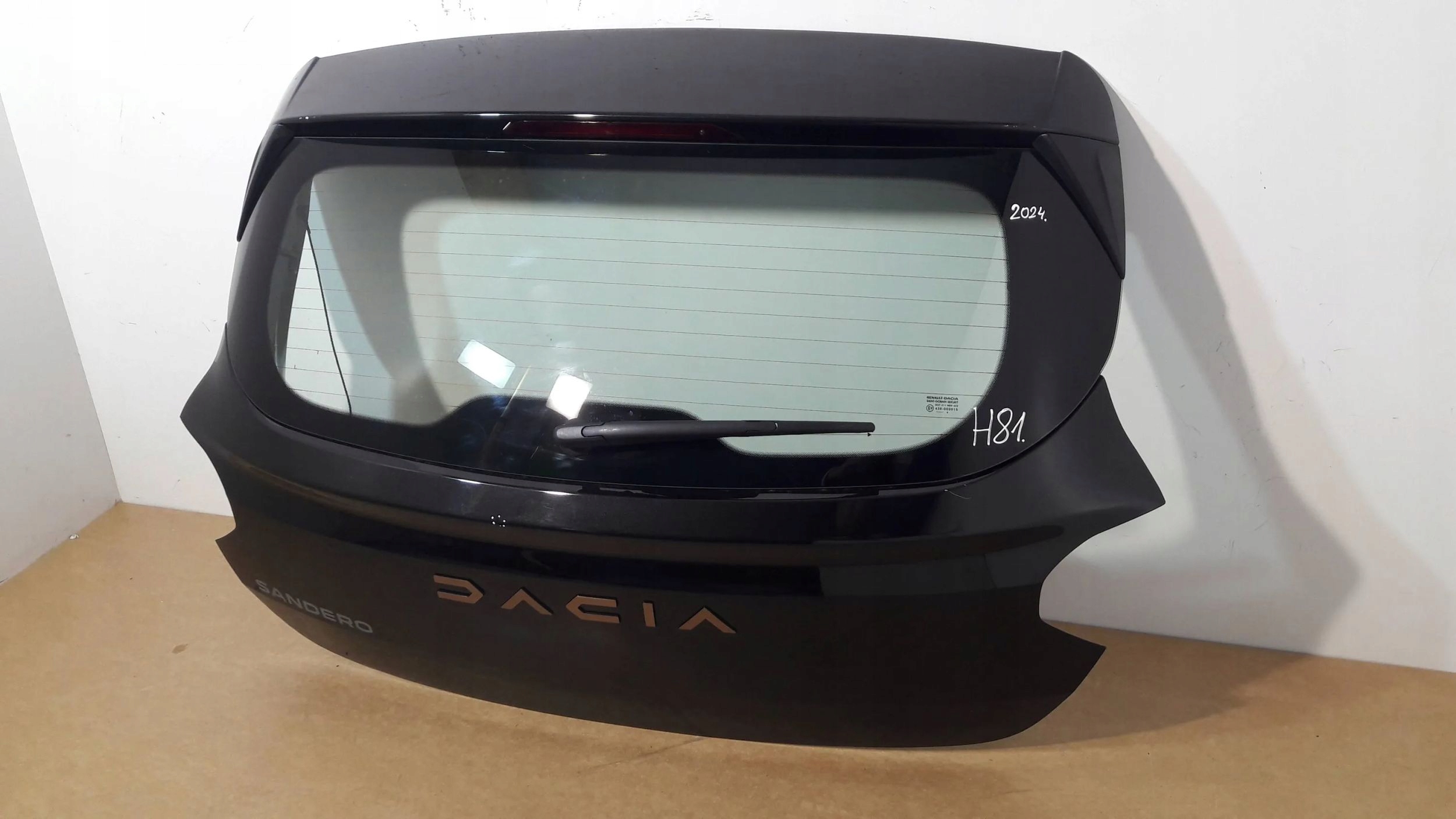 Dacia Sandero III Burta hinten