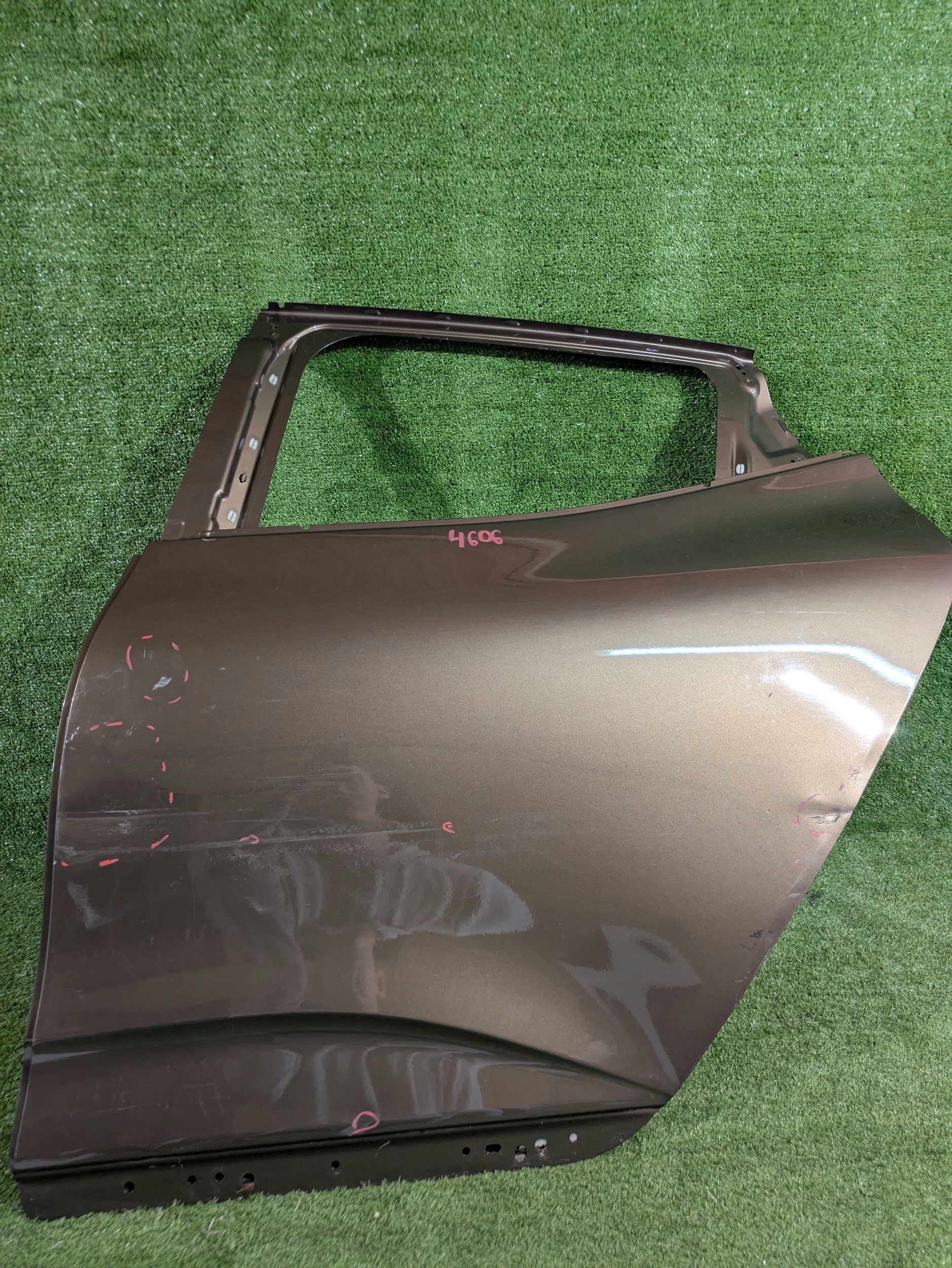 door rear. left left rear part RENAULT CLIO V NR.4606