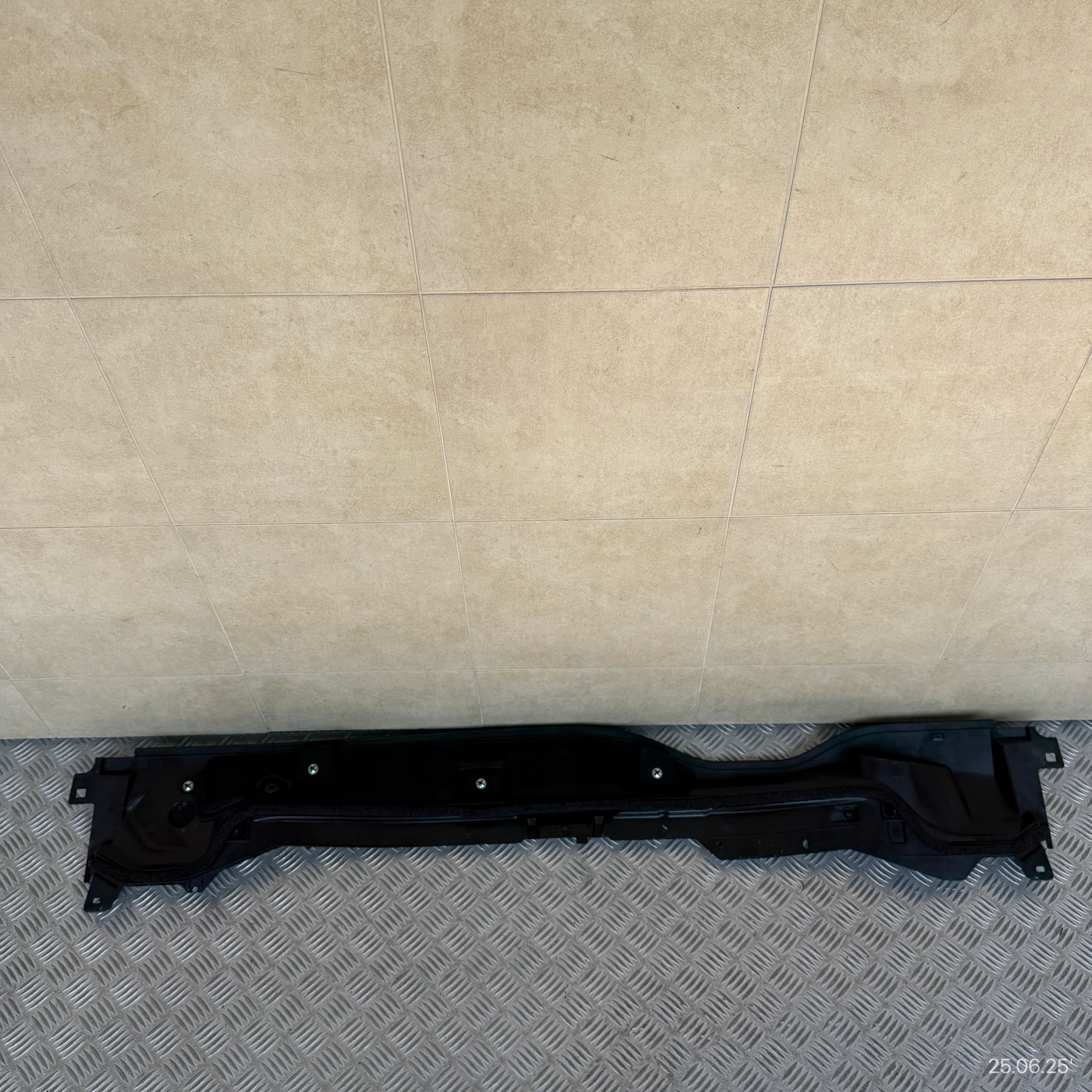 torpedo lower complete JEEP AVENGER 52214653