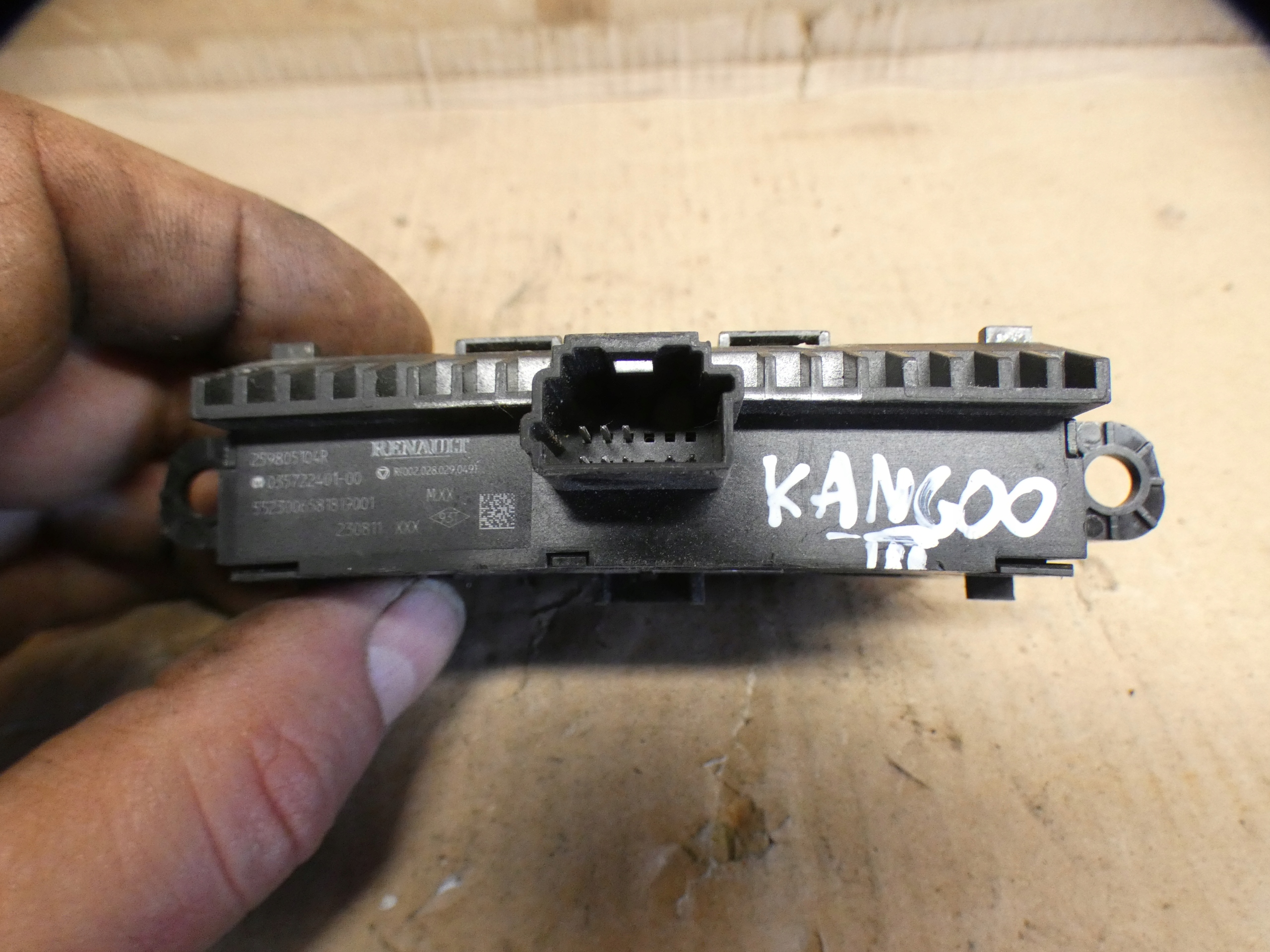 button Renault Kangoo 3 2023 259805104R
