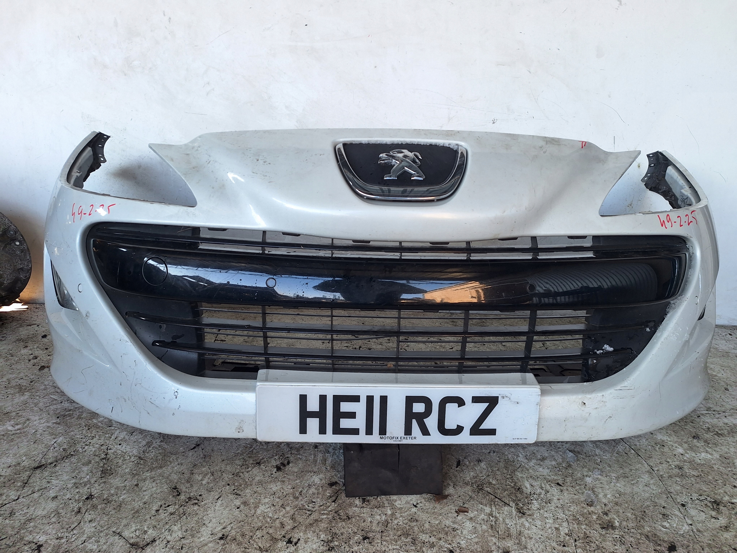 PEUGEOT RCZ 10-13 bumper + PDC