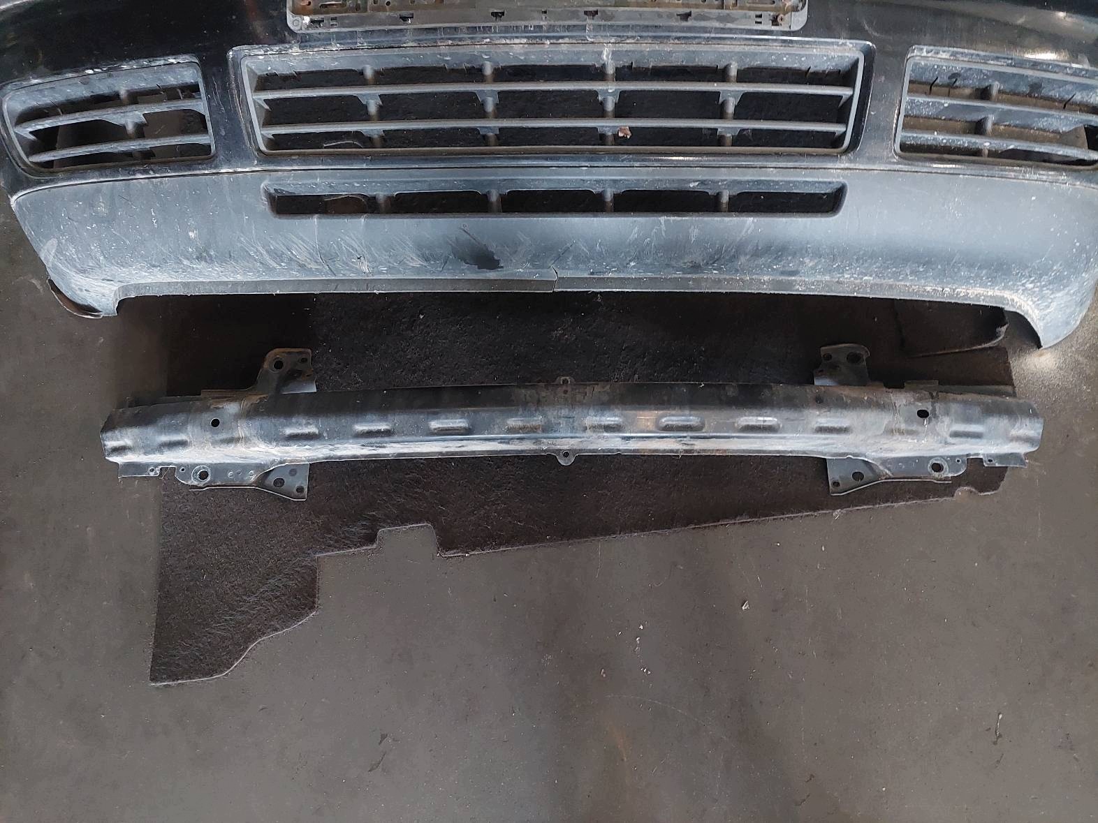 complete front bonnet bumper light VOLKSWAGEN GOLF IV L041
