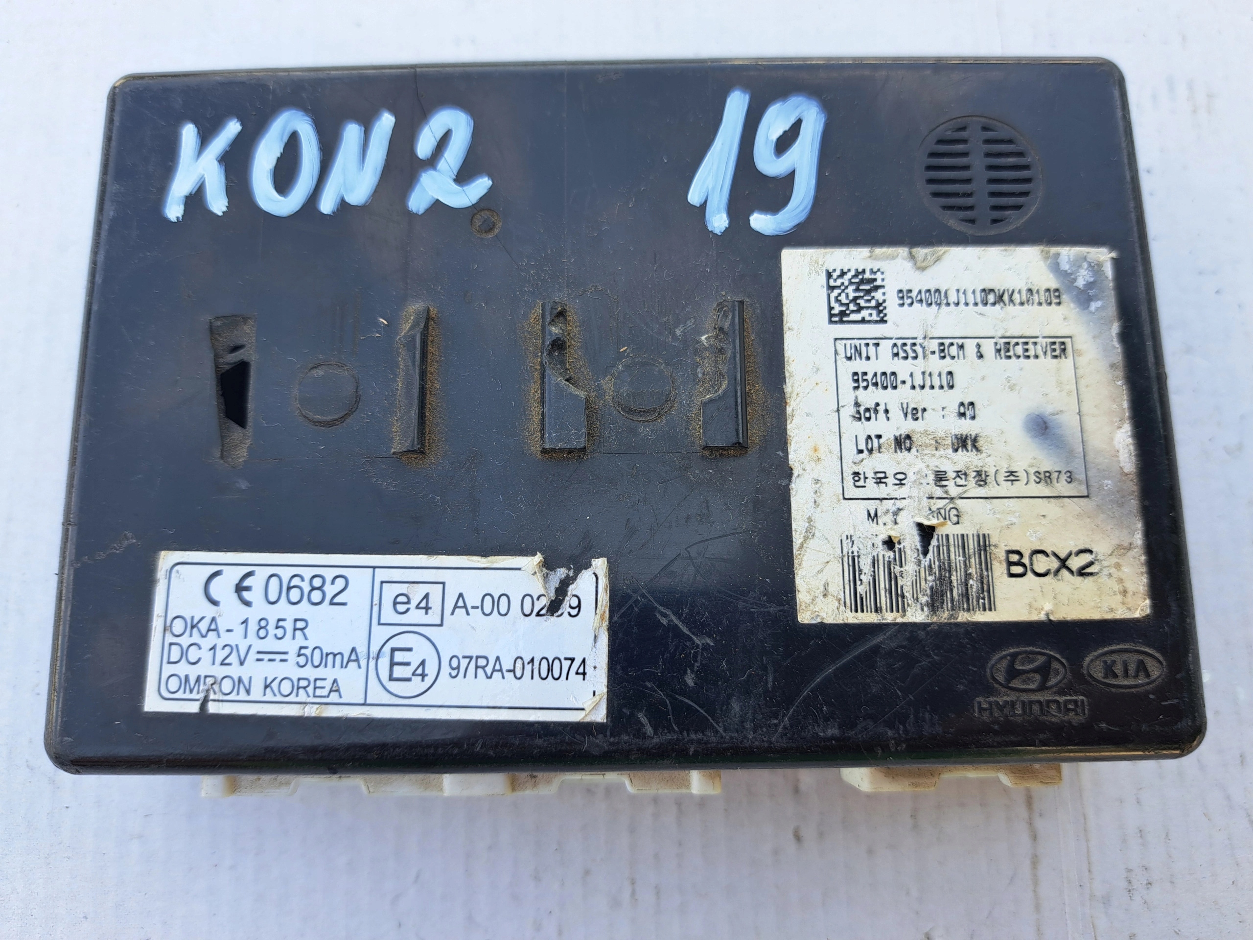 HYUNDAI e-30 computer ECU Centralina 95400-1J110